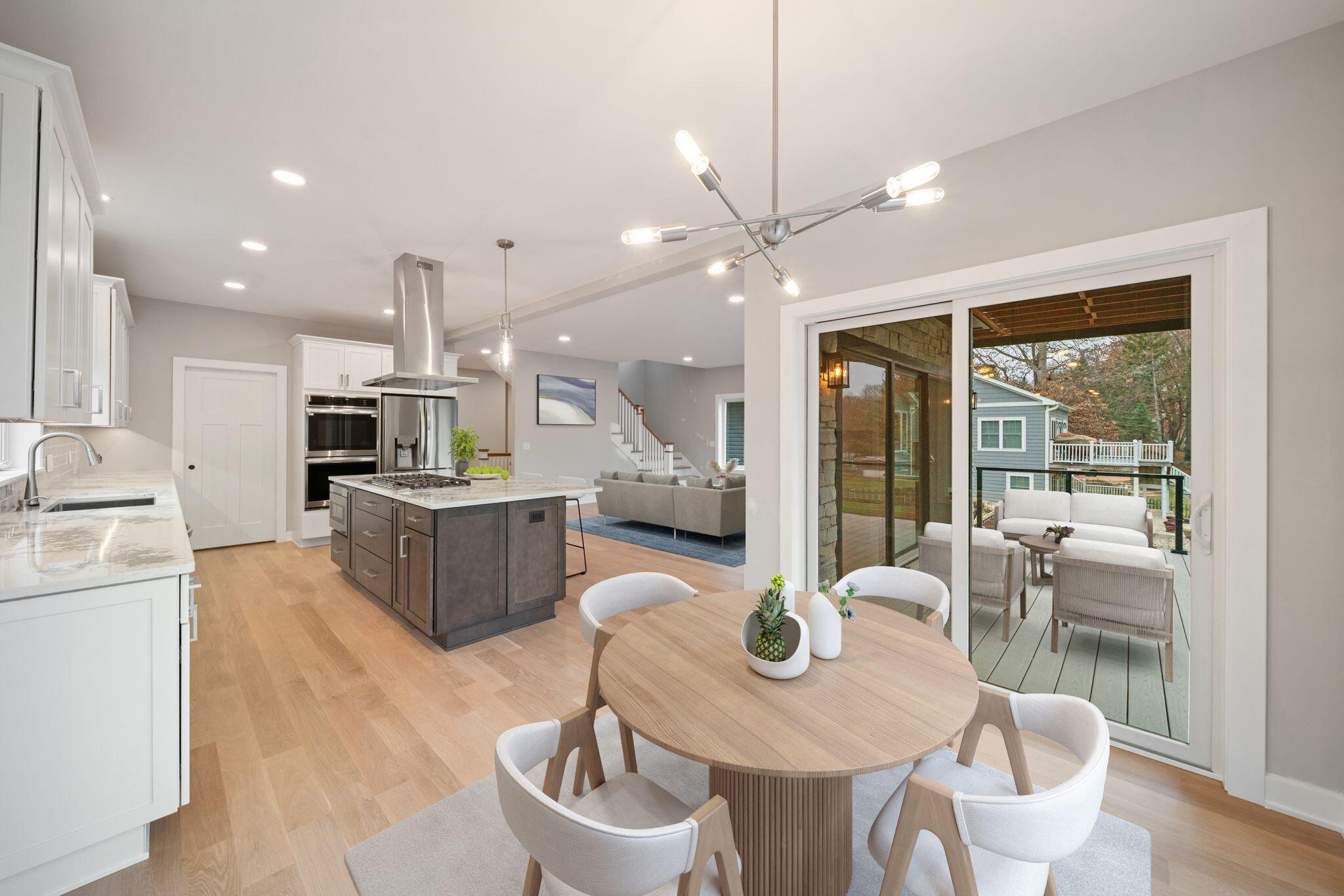 Burlington, Wisconsin, 53105, United States, 6 Bedrooms Bedrooms, ,4 BathroomsBathrooms,Residential,For Sale,2003027