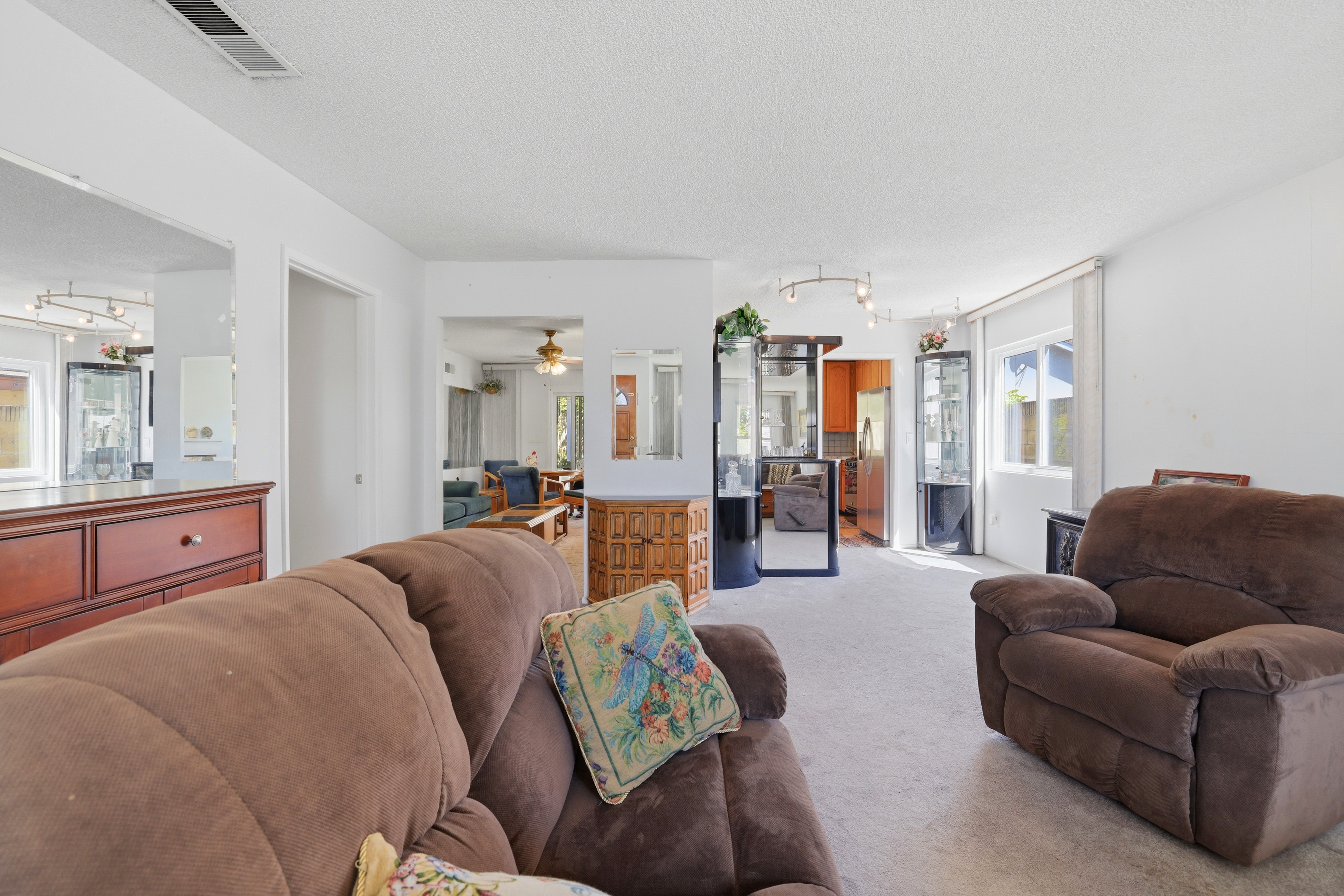  19402 Benfield Avenue, Cerritos, CA 90703 - 物件實景
