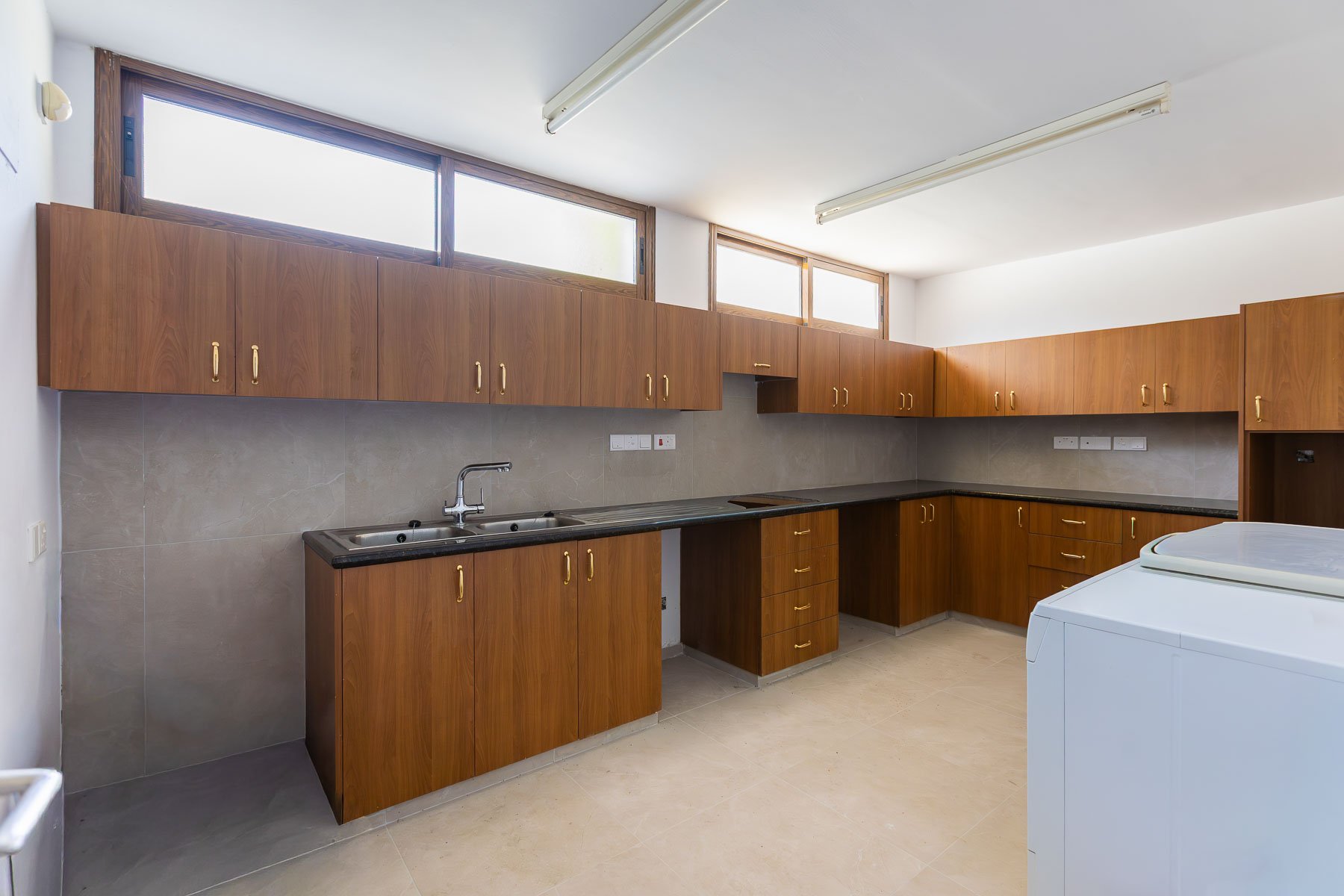  Six Bedroom Private Villa in Limassol - 物件實景