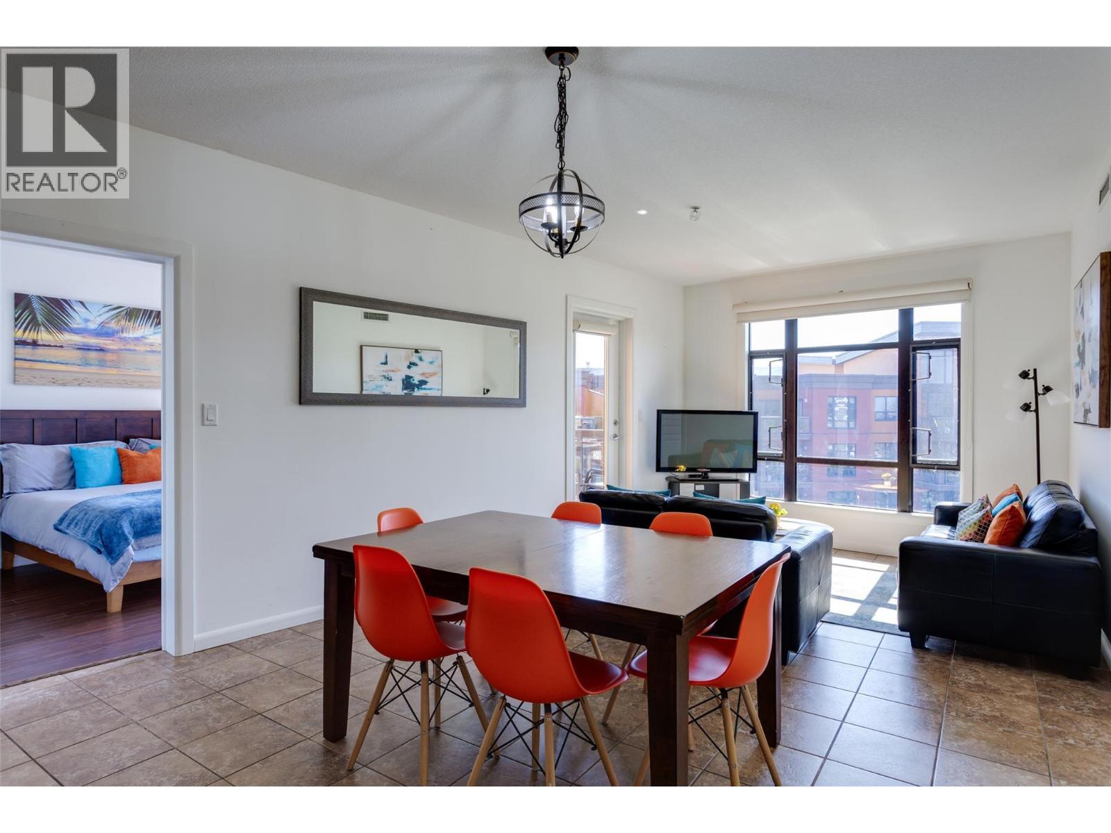 KELOWNA, British Columbia, V1W 3G7, CA, 2 Bedrooms Bedrooms, ,2 BathroomsBathrooms,Residential,For Sale,1960656