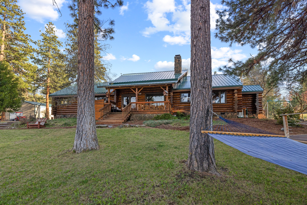 CHILOQUIN, Oregon, 97624, United States, 3 Bedrooms Bedrooms, ,3 BathroomsBathrooms,Residential,For Sale,1974697