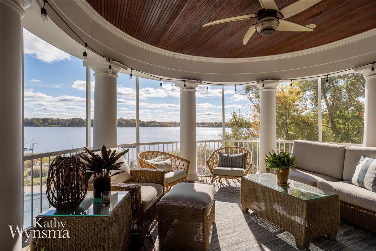 East Grand Rapids, Michigan, 49506, United States, 5 Bedrooms Bedrooms, ,5 BathroomsBathrooms,Residential,For Sale,1933647