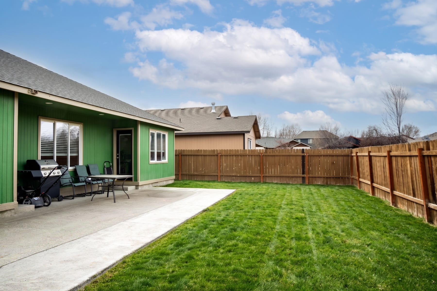  2465 NE 7th Lane Redmond, OR 97756 - 物件實景