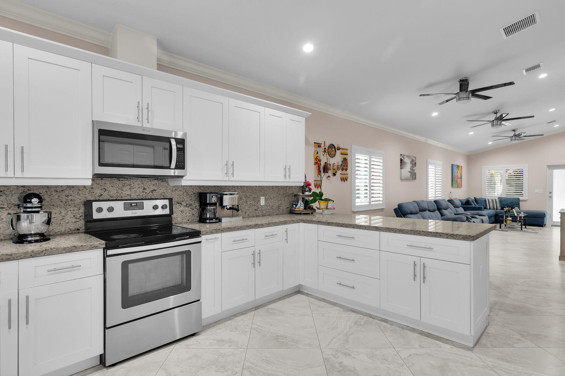 KEY LARGO, Florida, 33037, United States, 3 Bedrooms Bedrooms, ,2 BathroomsBathrooms,Residential,For Sale,1950983