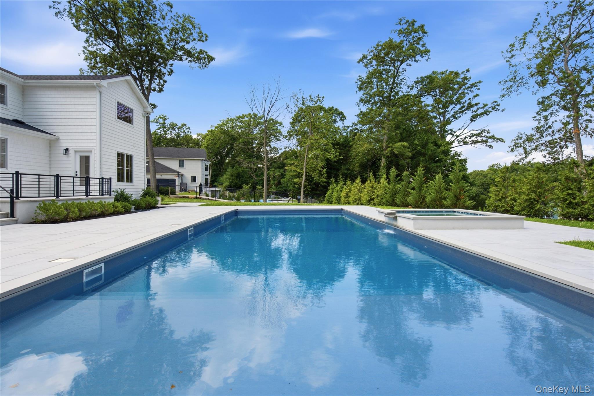  32 Pine Road, Syosset, NY, 11791 - 物件實景
