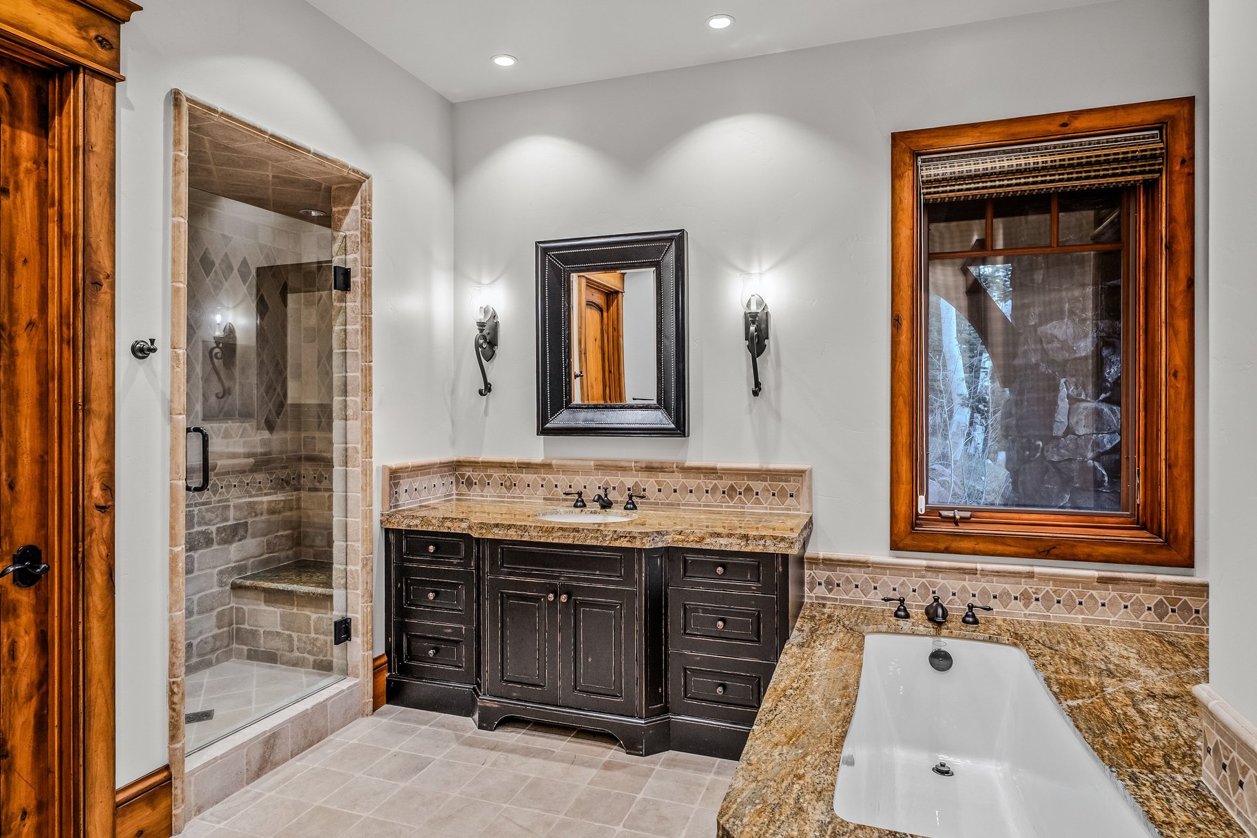  Panoramic Views, Ski-In/Ski-Out, with Private Guest House in Park City - 物件實景