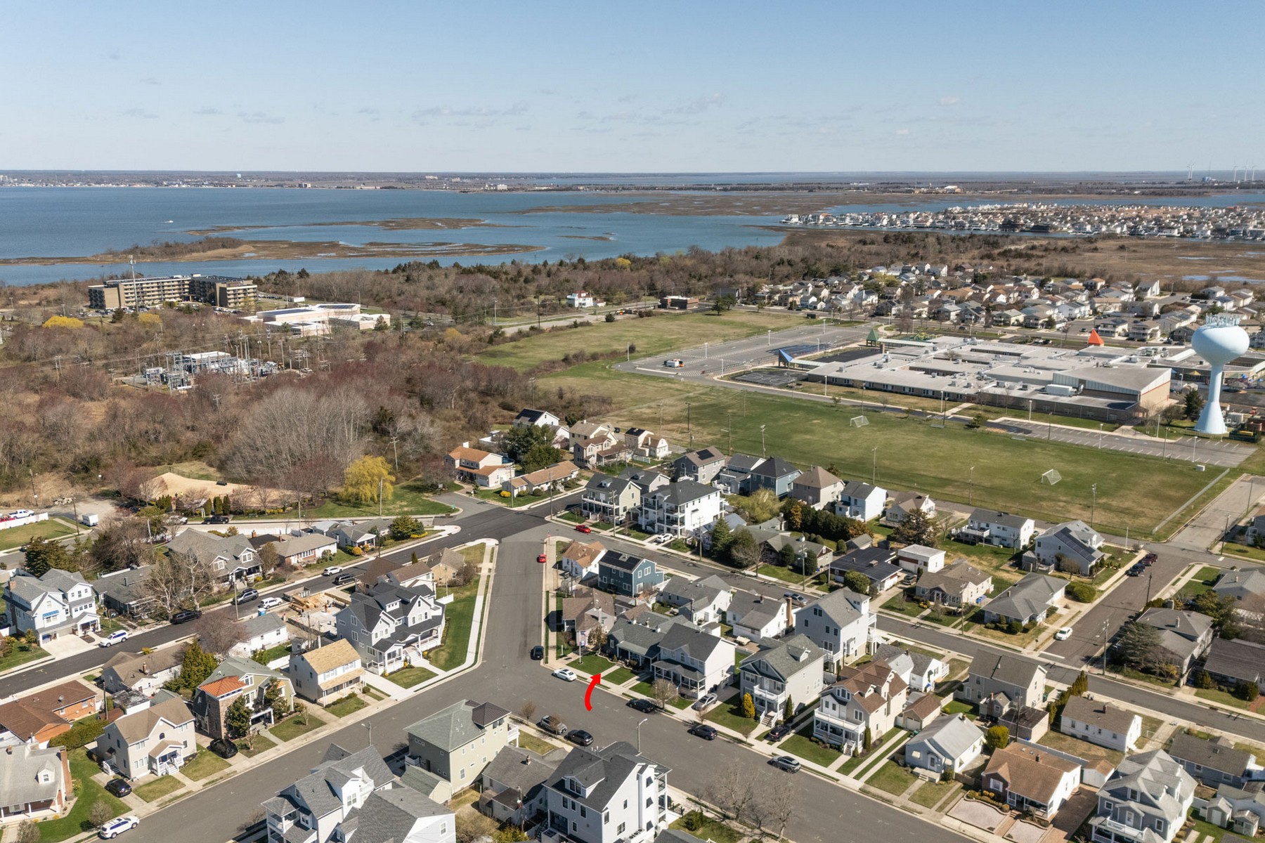  221N Belmont Drive - 物件實景