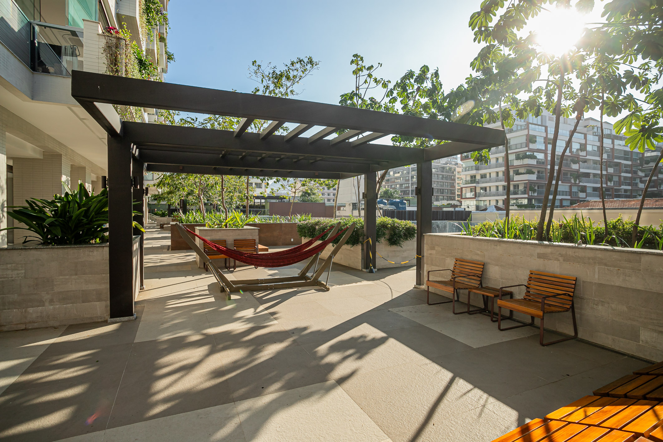  Apartment with gourmet balcony in condominium with full amenities - 物件實景