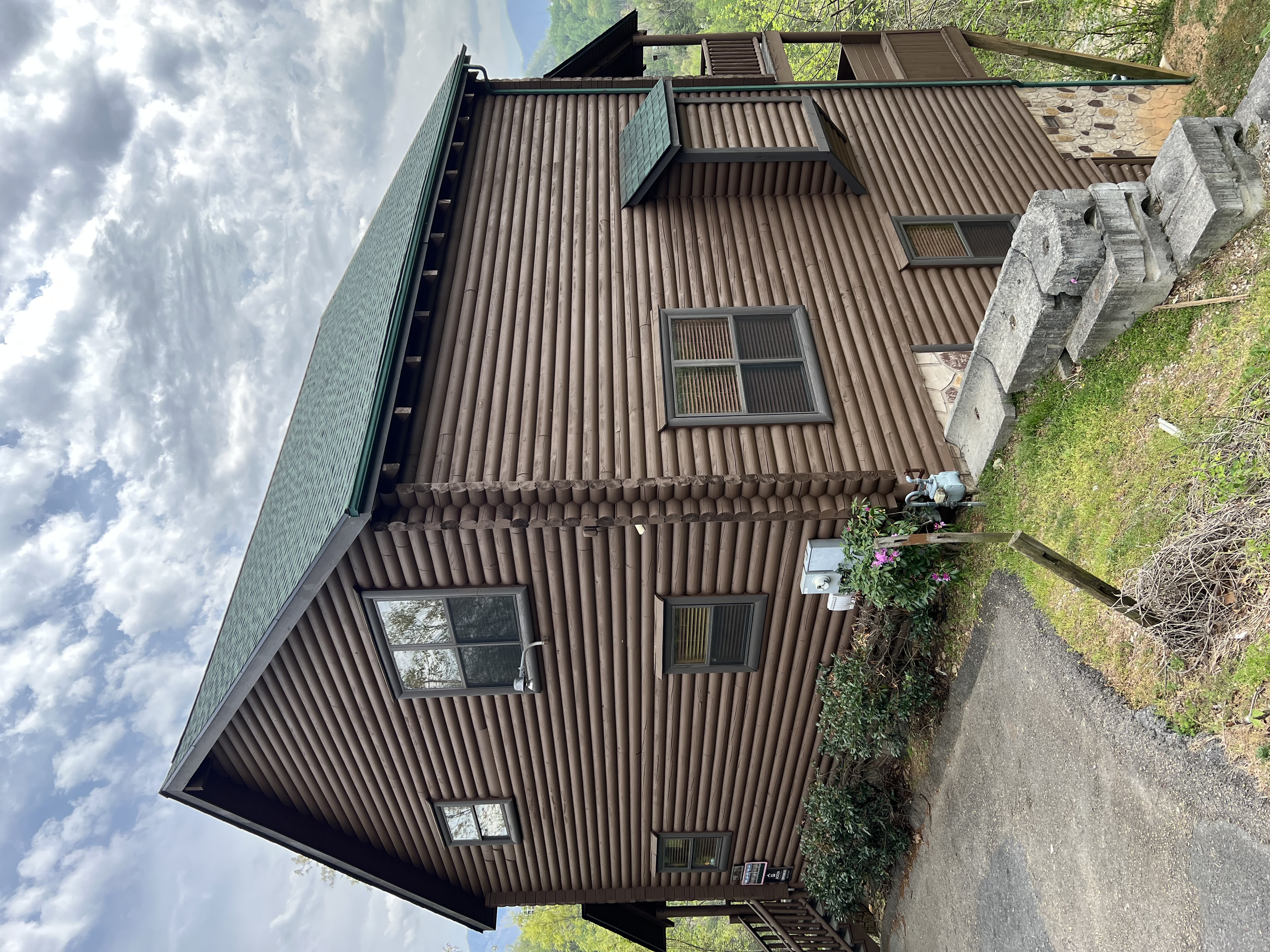 Gatlinburg, Tennessee, 37738, United States, 5 Bedrooms Bedrooms, ,5 BathroomsBathrooms,Residential,For Sale,1923991