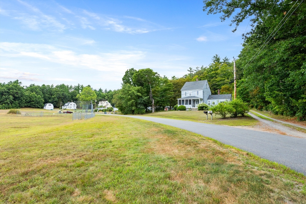 Groton, Massachusetts, 01450, United States, 3 Bedrooms Bedrooms, ,2 BathroomsBathrooms,Residential,For Sale,1983449