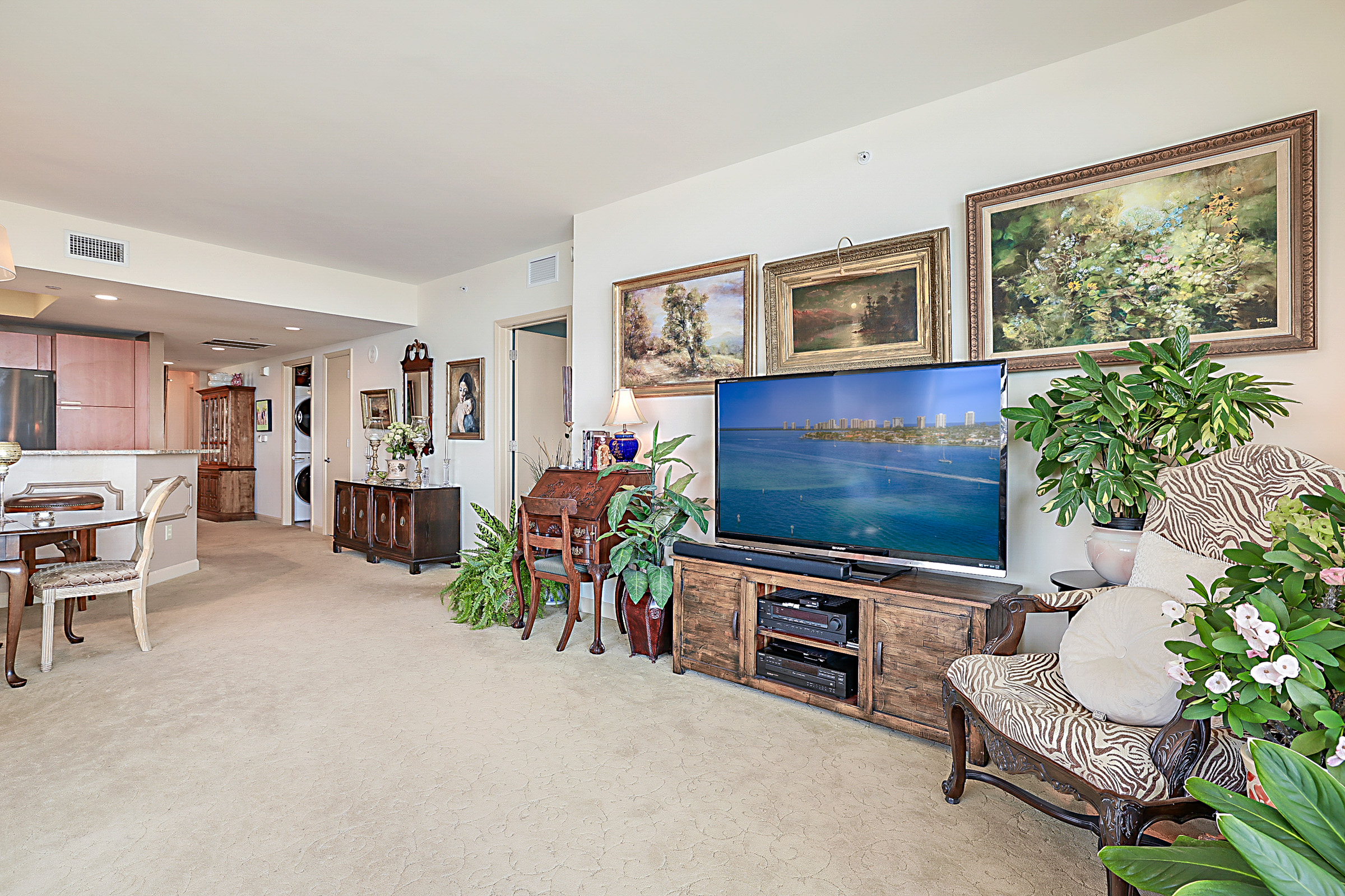  2640 Lake Shore Drive, Riviera Beach, FL, 33404 - 物件實景