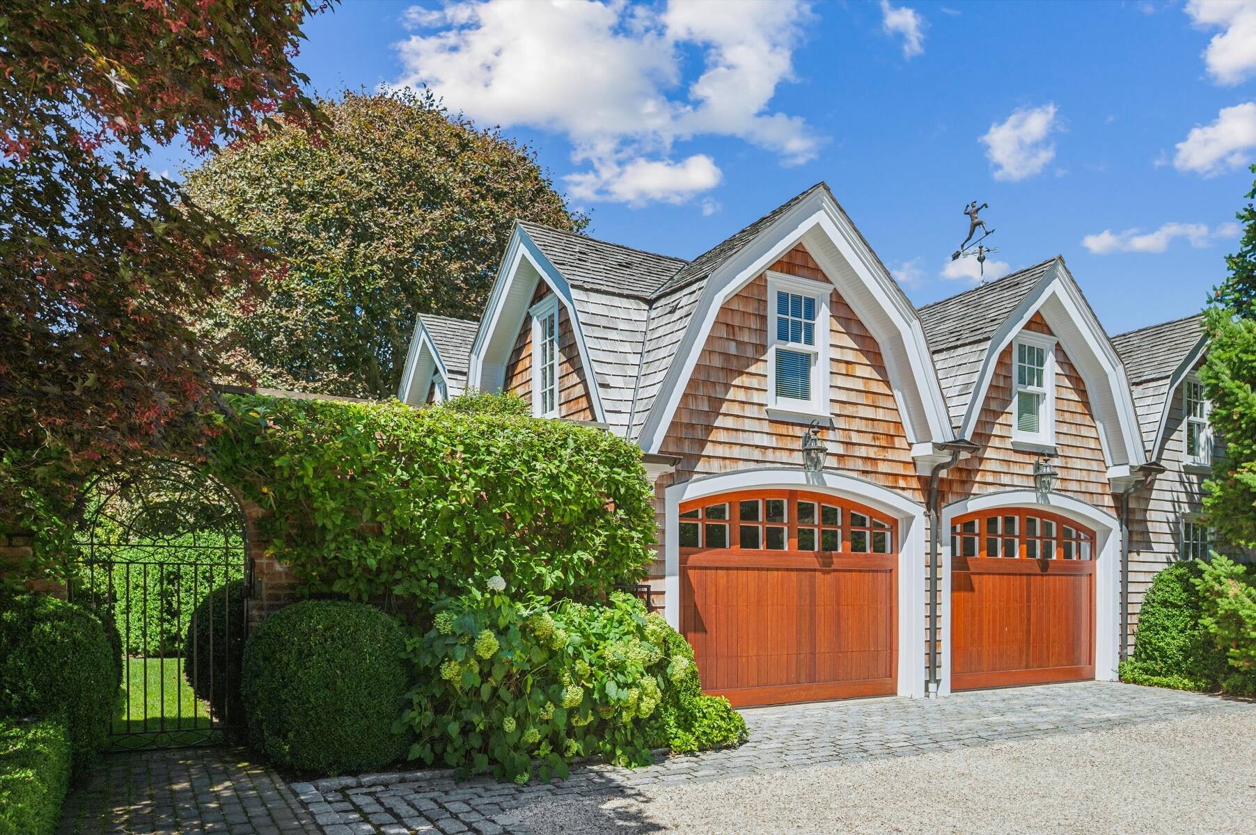  Timeless Southampton Estate with Tennis, Pool & Guest House - 物件實景