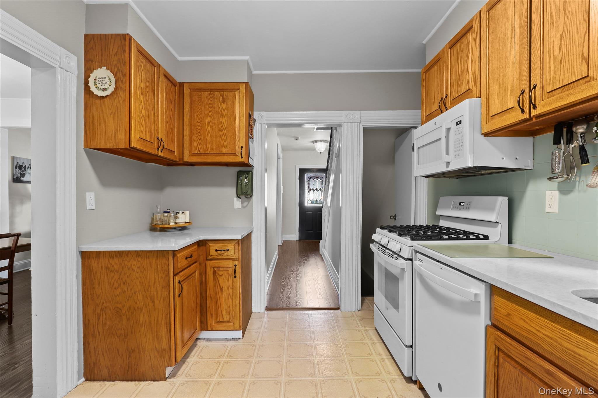 Ossining, New York, 10562, United States, 3 Bedrooms Bedrooms, ,2 BathroomsBathrooms,Residential,For Sale,1922998