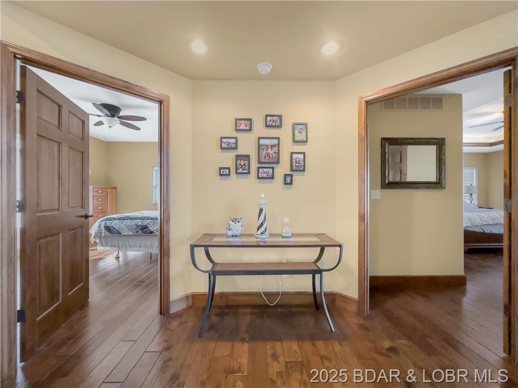 Camdenton, Missouri, 65020, United States, 4 Bedrooms Bedrooms, ,4 BathroomsBathrooms,Residential,For Sale,1805220