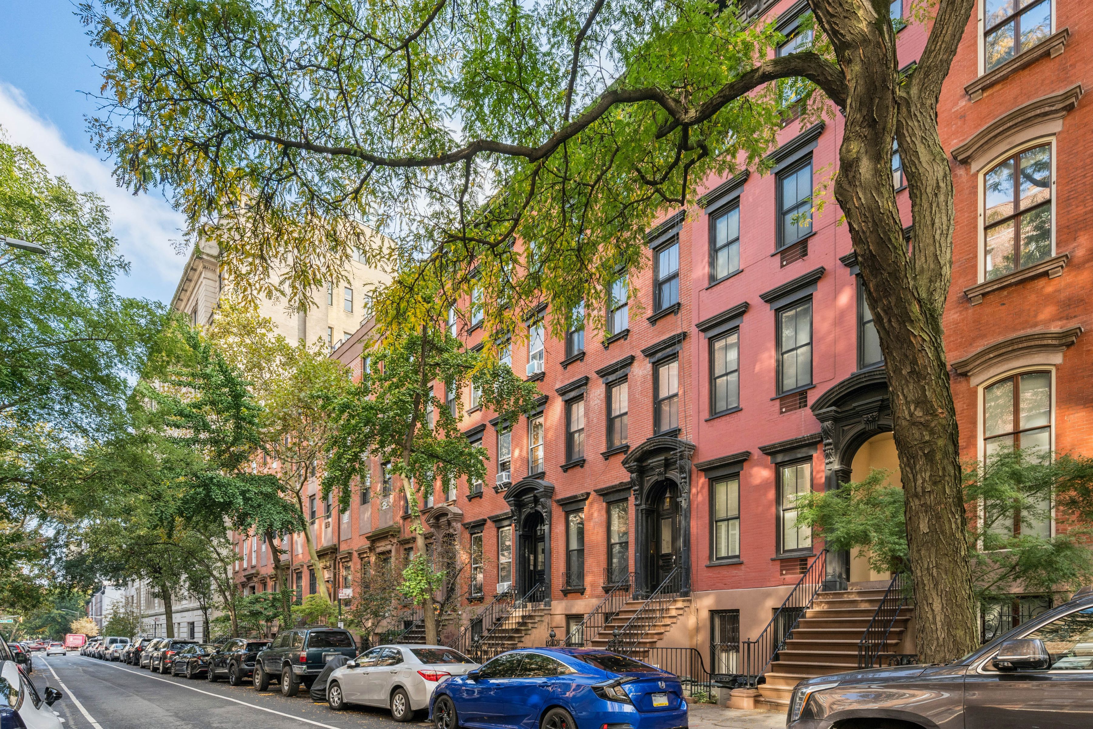  211 East 18th Street - 物件實景