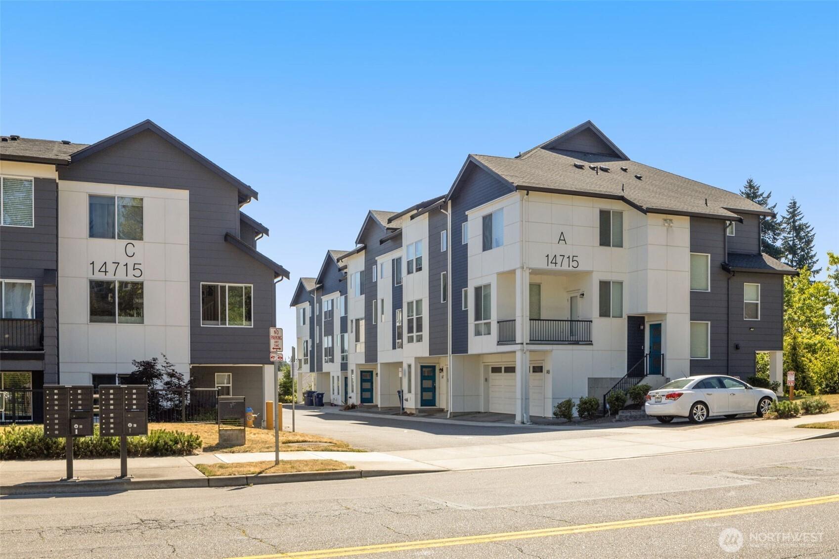 LYNNWOOD, Washington, 98087, United States, 3 Bedrooms Bedrooms, ,2 BathroomsBathrooms,Residential,For Sale,1940365