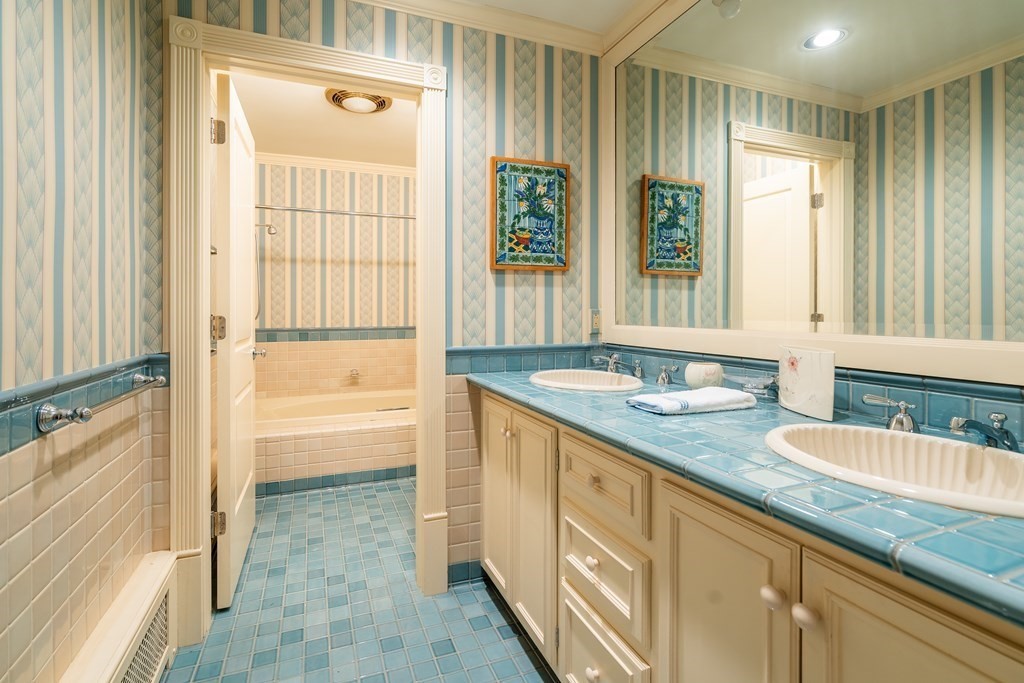 34 Bridle Path Way Way, Tyngsborough, Massachusetts, 01879, United States, 4 Bedrooms Bedrooms, ,4 BathroomsBathrooms,Residential,For Sale,34 Bridle Path Way Way,1009810