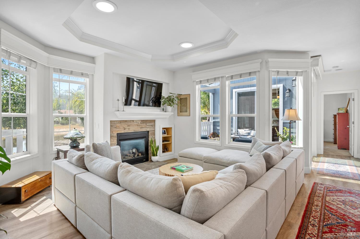 San Rafael, California, 94903, United States, 3 Bedrooms Bedrooms, ,2 BathroomsBathrooms,Residential,For Sale,1907707
