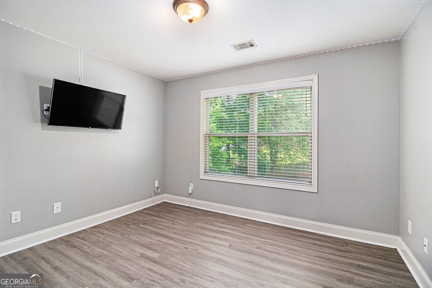 Douglasville, Georgia, 30135, United States, 5 Bedrooms Bedrooms, ,5 BathroomsBathrooms,Residential,For Sale,1859094