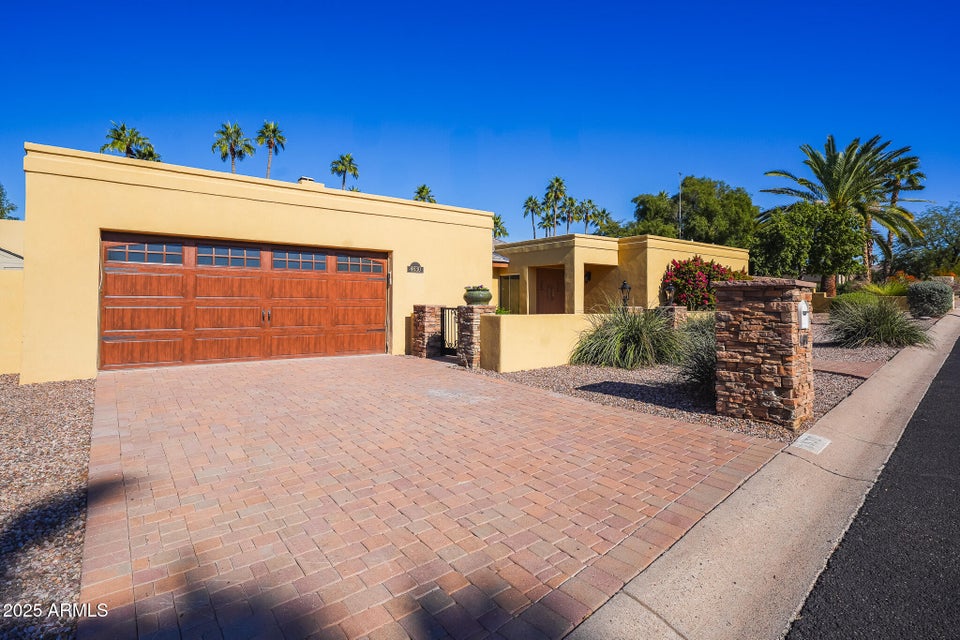 Phoenix, Arizona, 85018, United States, 4 Bedrooms Bedrooms, ,Residential,For Sale,2001186