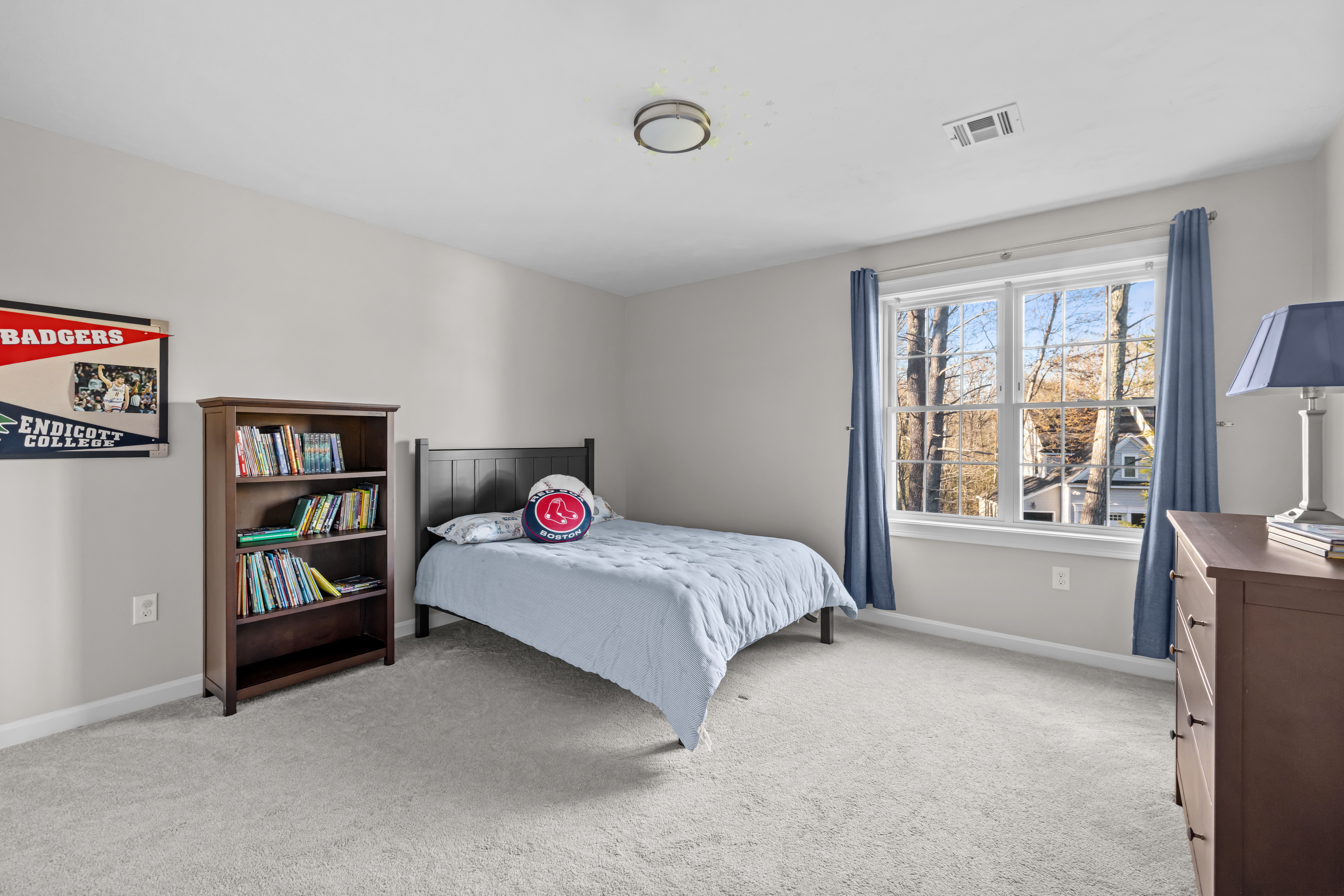  8 Leeds Way, Southborough, MA 01772 - 物件實景