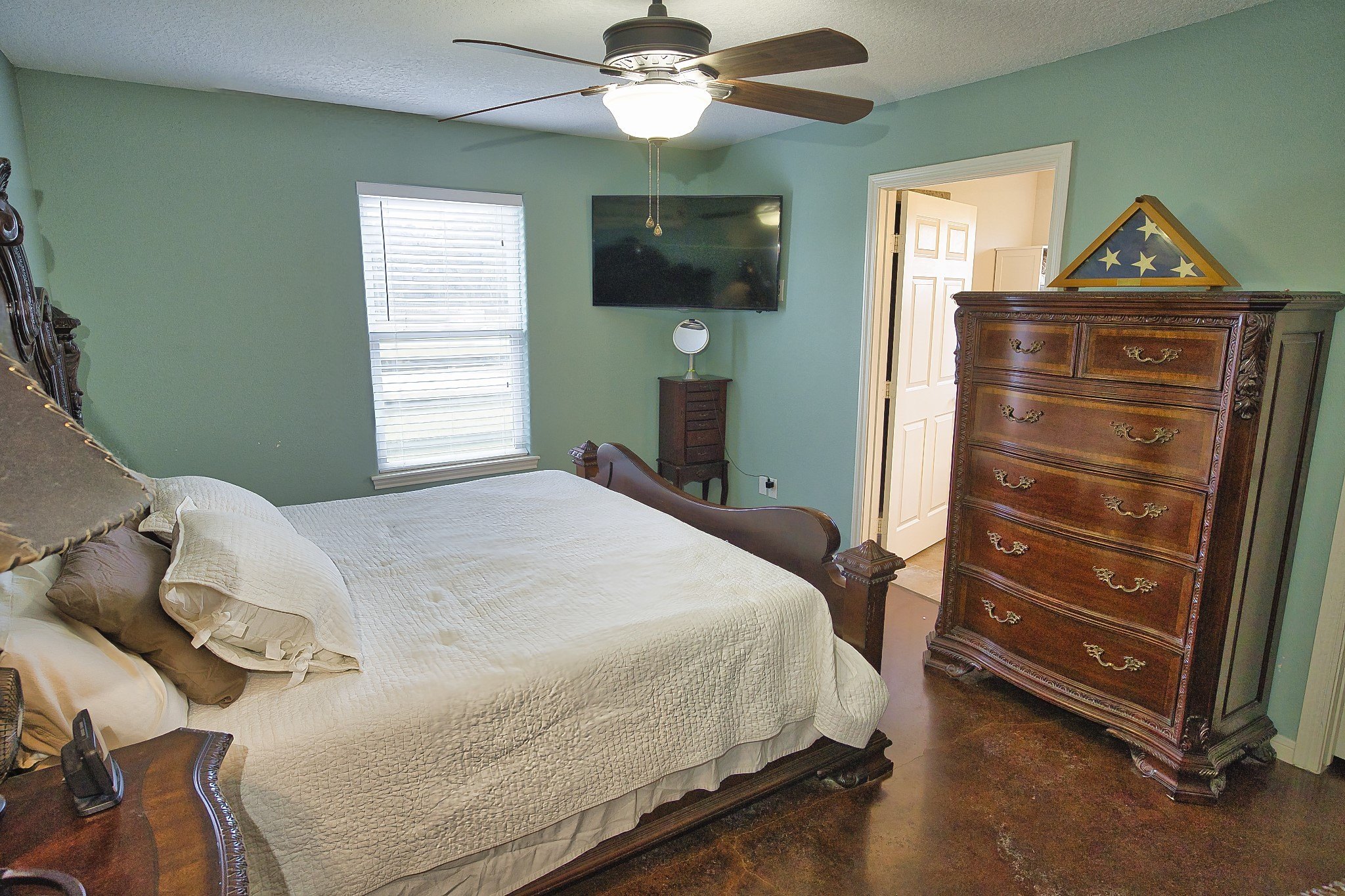 Brazoria, Texas, 77422, United States, 6 Bedrooms Bedrooms, ,6 BathroomsBathrooms,Residential,For Sale,1978625