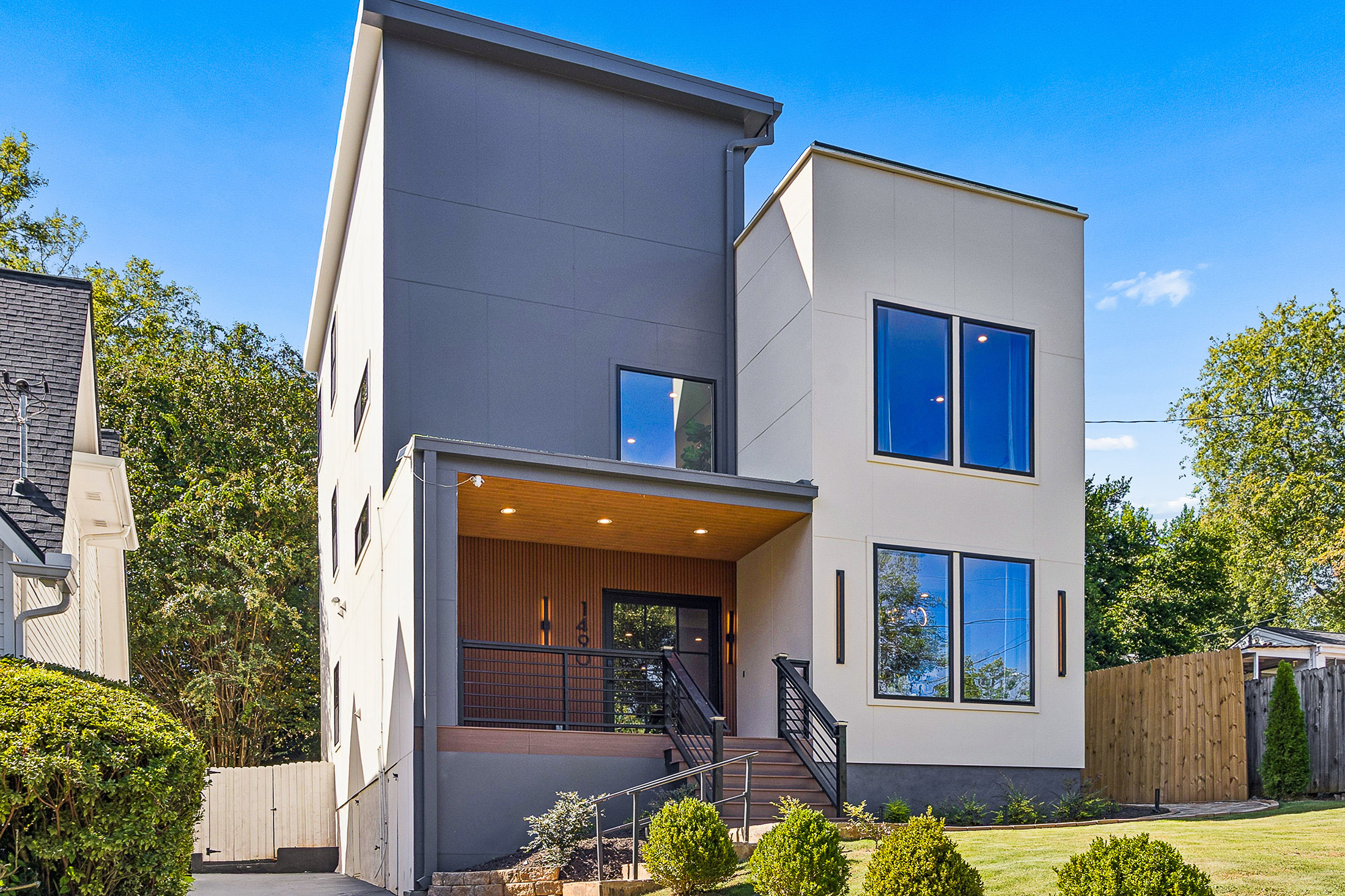  Sophisticated Modern Home in Sought-after Loring Heights - 物件實景