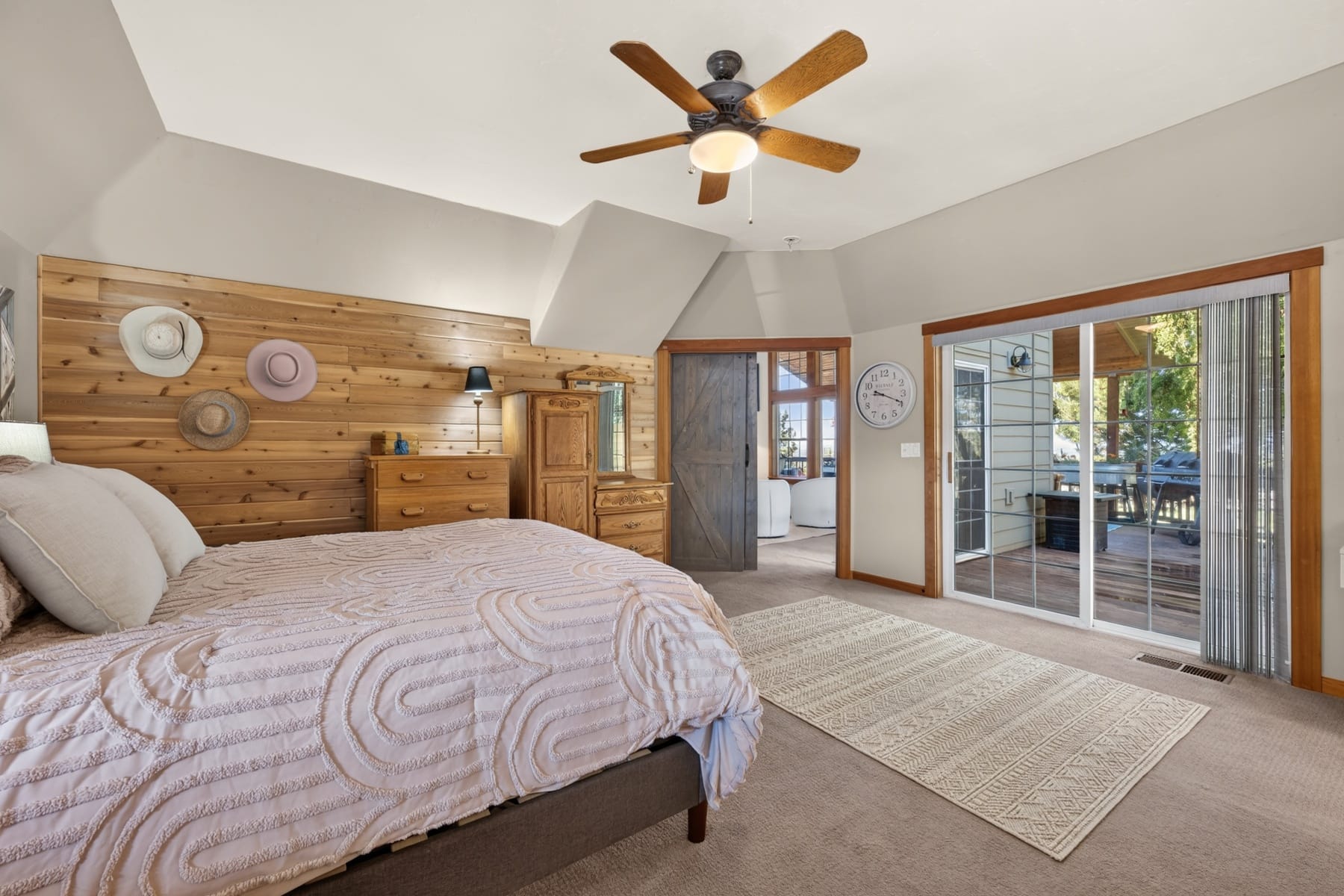  15555 SW Hahlen Avenue Powell Butte, OR 97753 - 物件實景