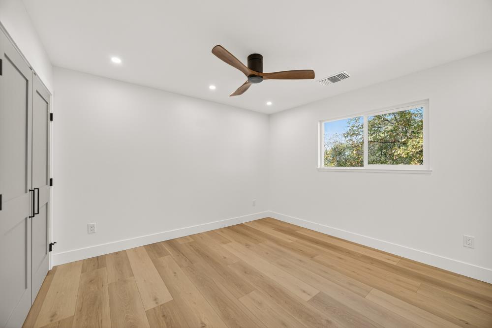 Shingle Springs, California, 95682, United States, 3 Bedrooms Bedrooms, ,2 BathroomsBathrooms,Residential,For Sale,1997348