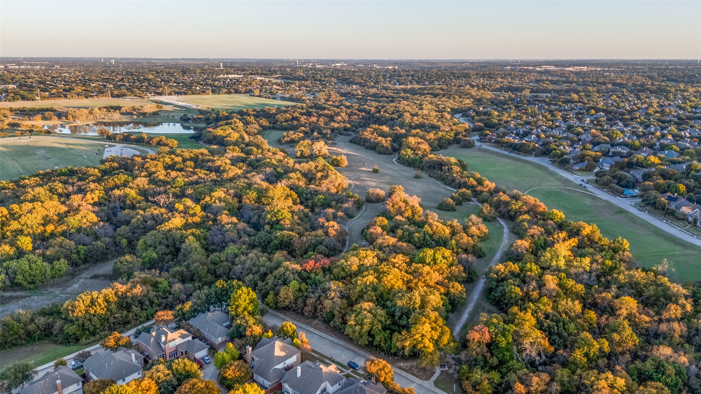 Richardson, Texas, 75082, United States, 4 Bedrooms Bedrooms, ,3 BathroomsBathrooms,Residential,For Sale,1989698