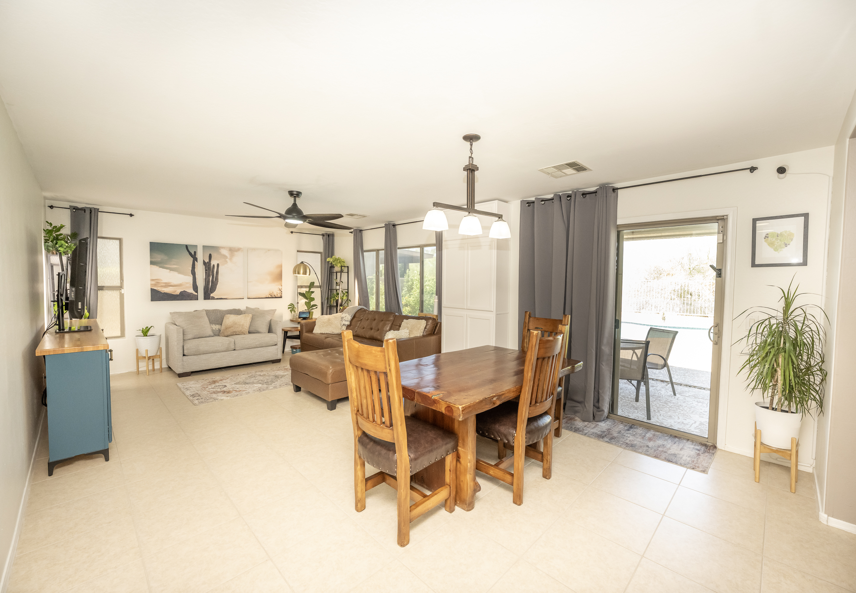 Phoenix, Arizona, 85085, United States, 4 Bedrooms Bedrooms, ,3 BathroomsBathrooms,Residential,For Sale,1869384