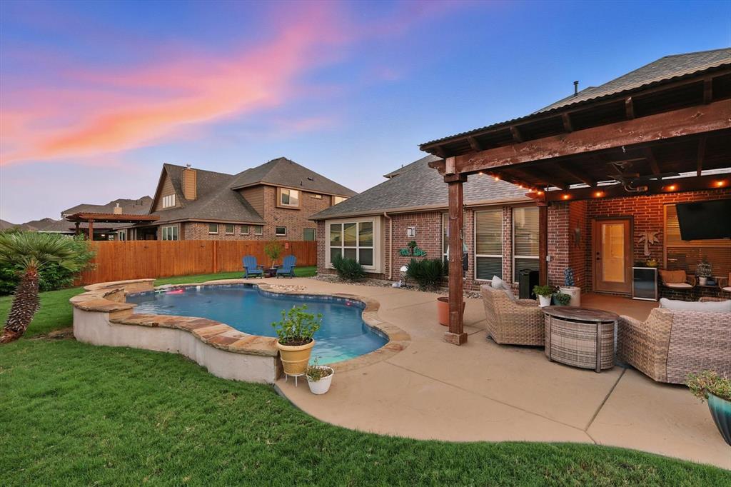 Grand Prairie, Texas, 75054, United States, 4 Bedrooms Bedrooms, ,4 BathroomsBathrooms,Residential,For Sale,1932411