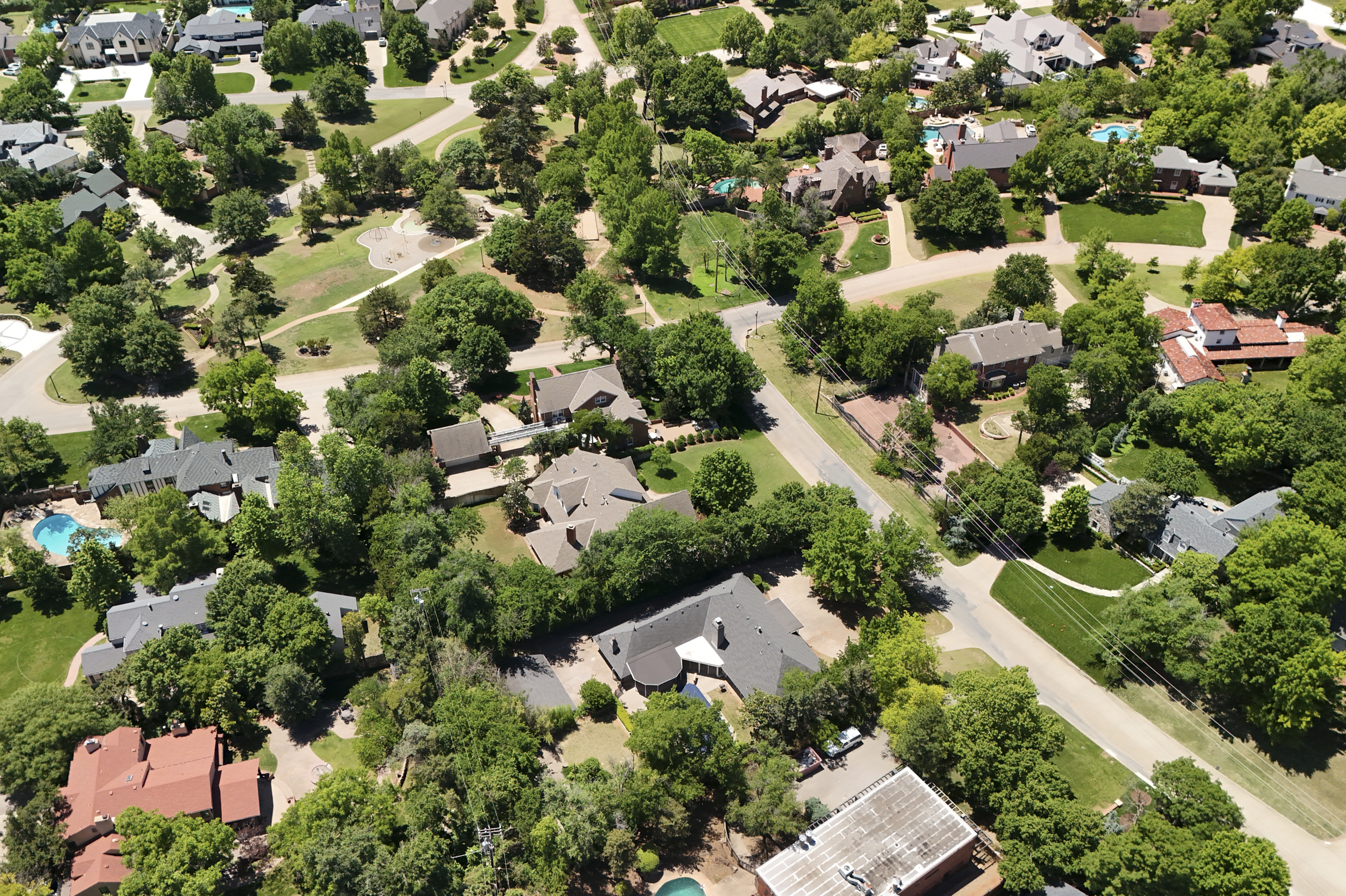  7104 Brentwood Road, Nichols Hills, OK 73116 - 物件實景