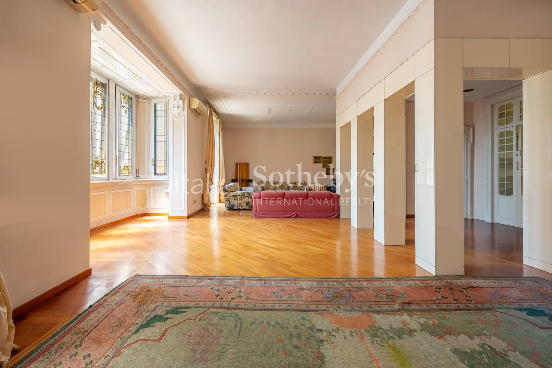  Appartement de charme dans un magnifique immeuble Art nouveau - 物件實景