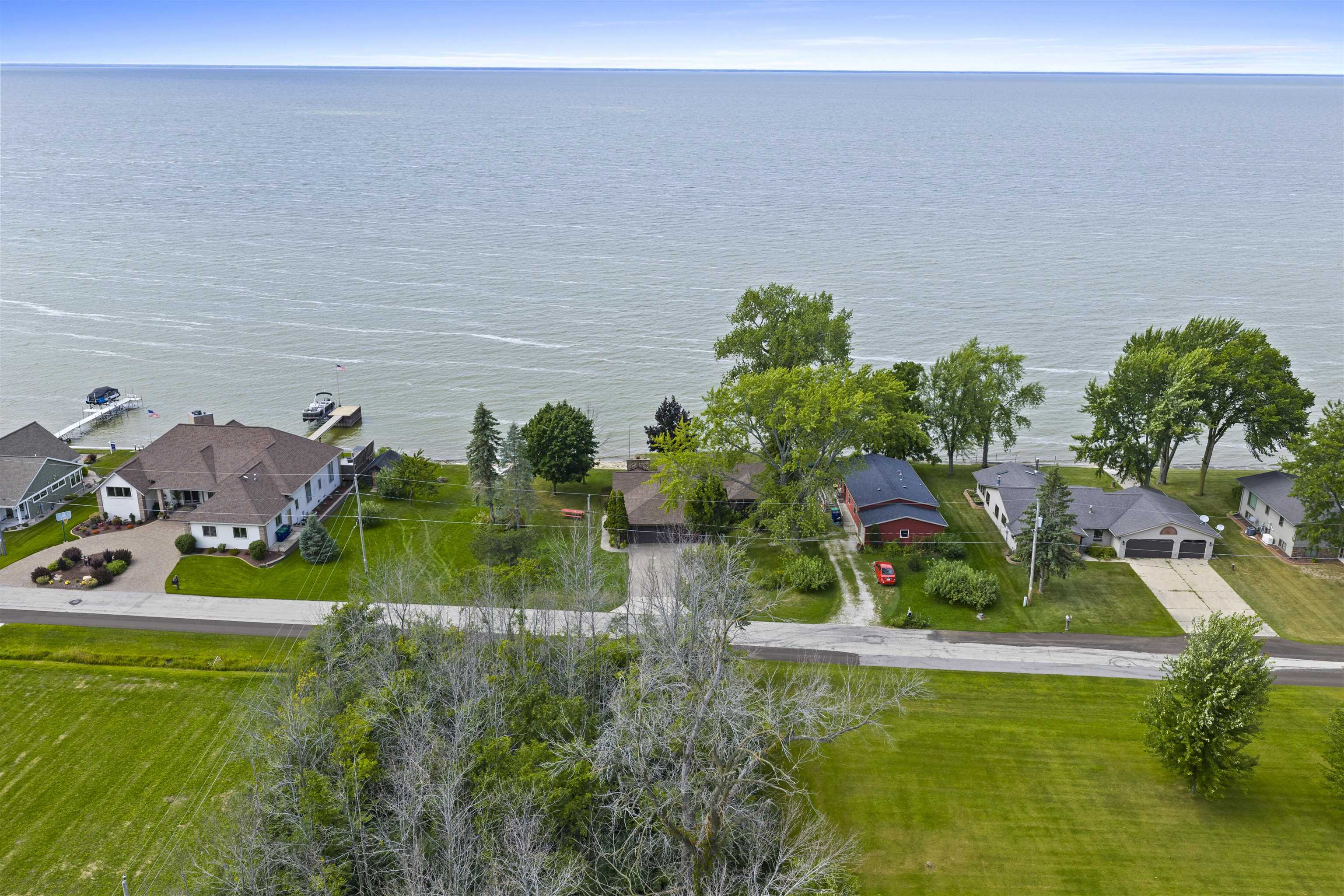 LUXEMBURG, Wisconsin, 54217, United States, 2 Bedrooms Bedrooms, ,2 BathroomsBathrooms,Residential,For Sale,1948944
