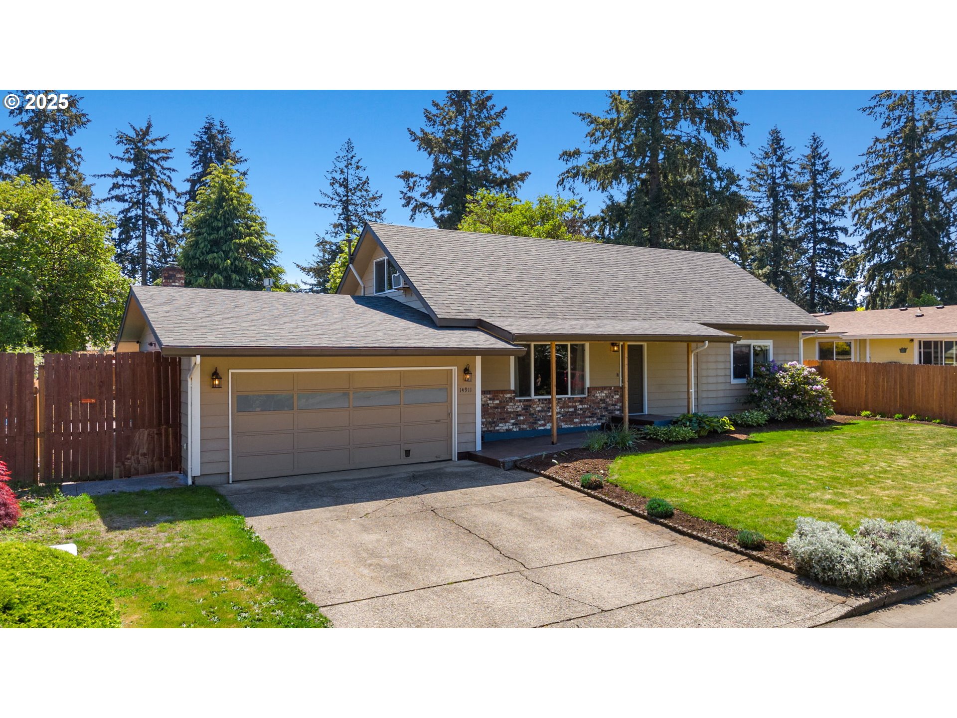 Vancouver, Washington, 98682, United States, 4 Bedrooms Bedrooms, ,2 BathroomsBathrooms,Residential,For Sale,1987487
