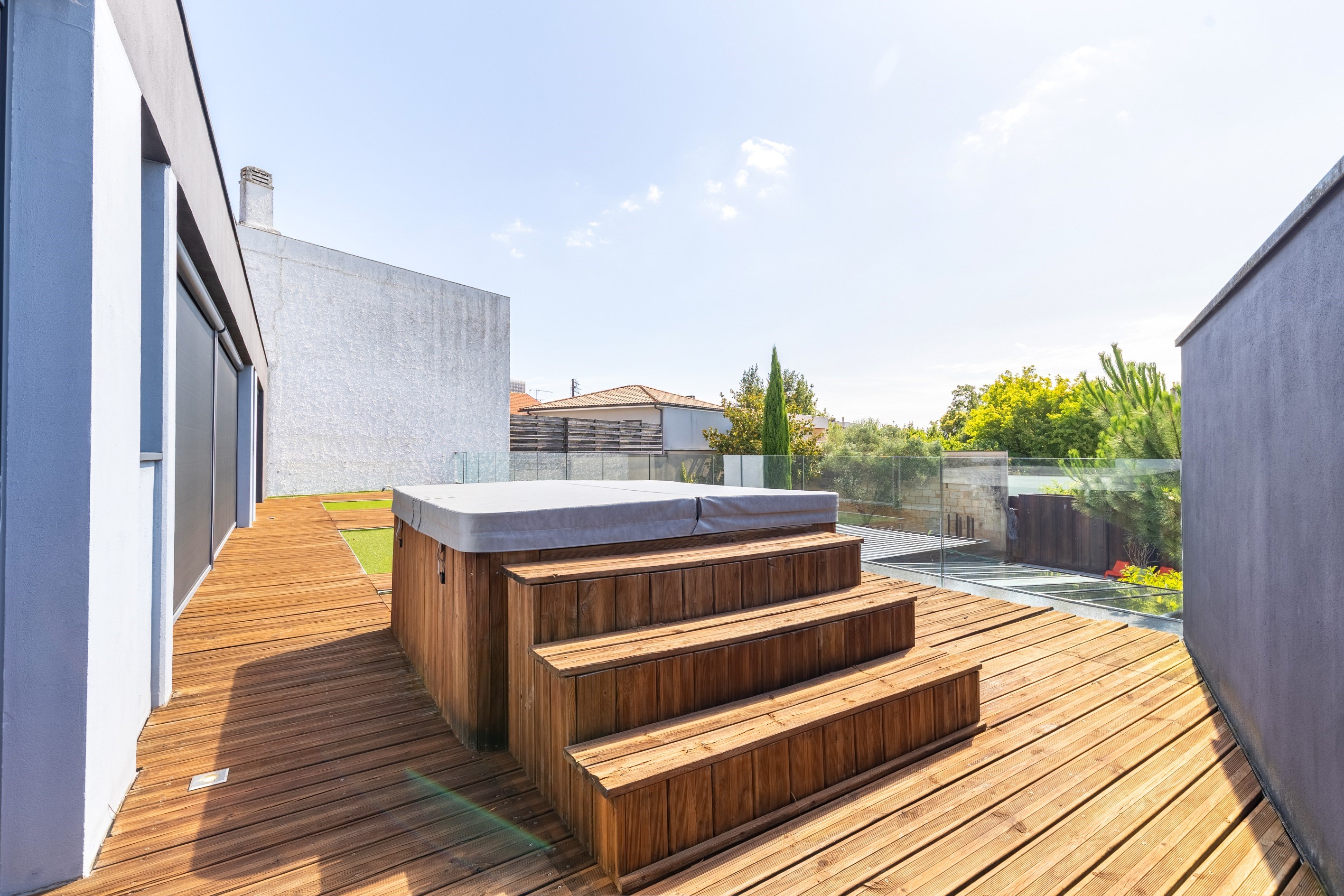 CAUDERAN - STUNNING CONTEMPORARY VILLA, GARDEN, POOL, DOUBLE GARAGE - AIR CONDI… - 物件實景