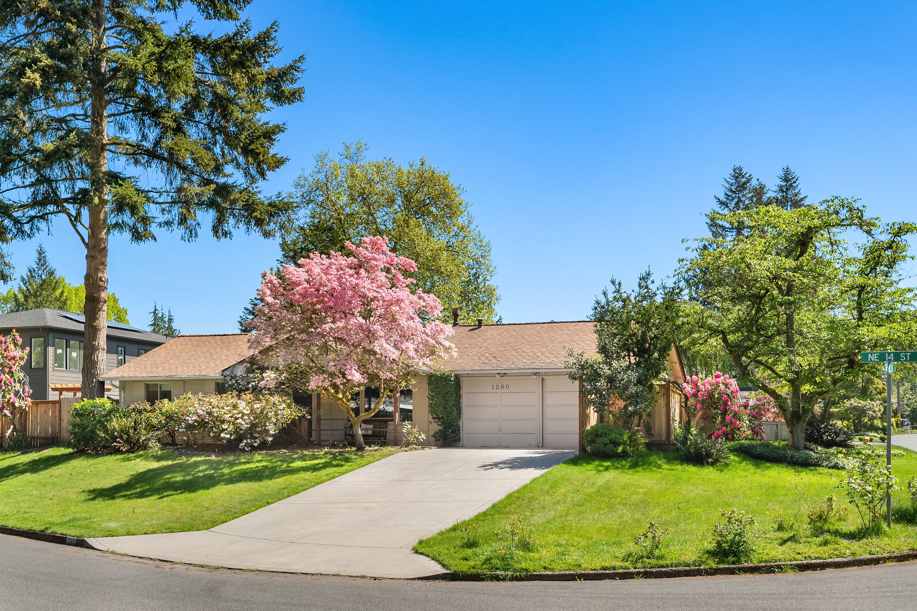  1260 168th Ave NE, Bellevue, WA 98008 - 物件實景