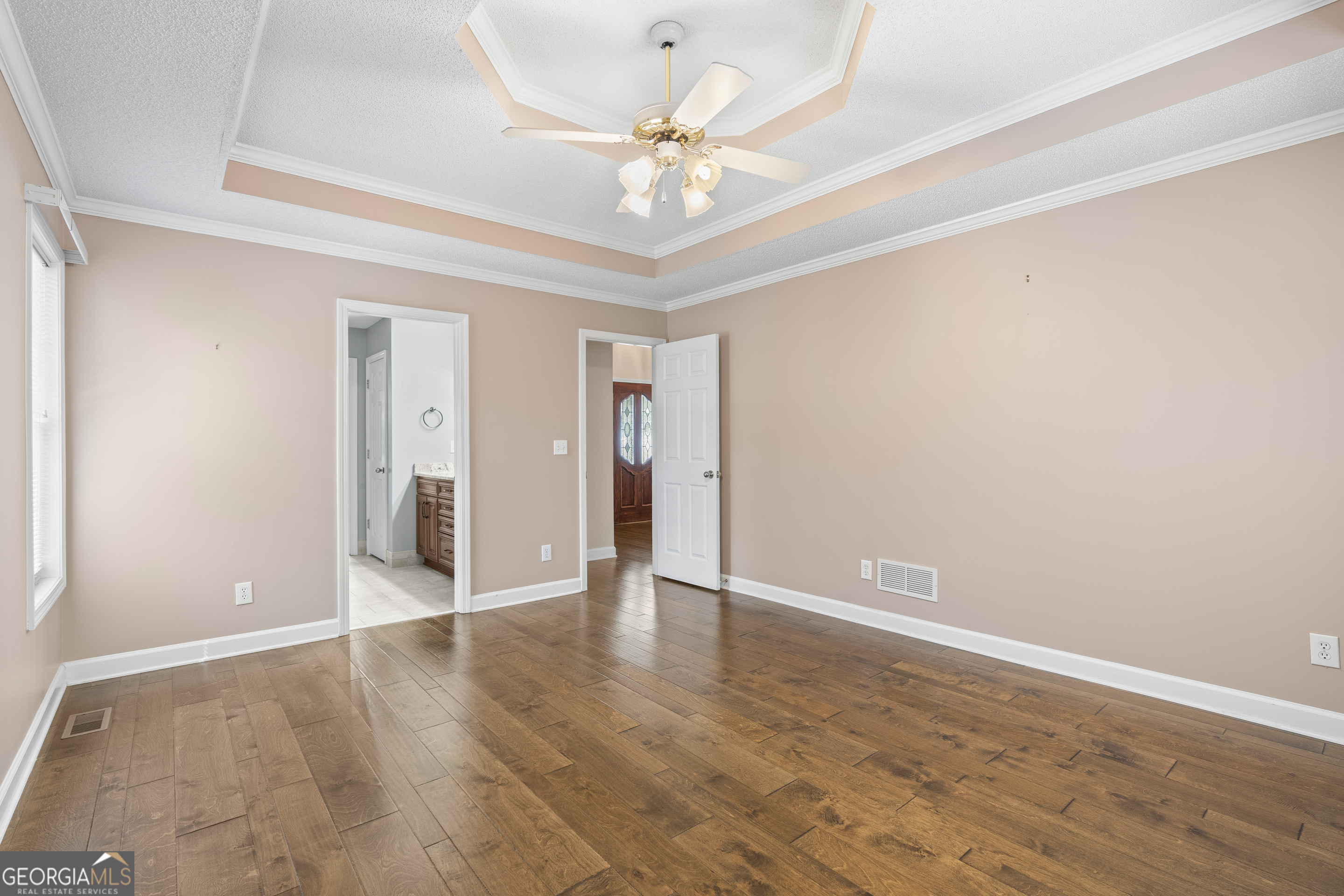 Sharpsburg, Georgia, 30277, United States, 3 Bedrooms Bedrooms, ,3 BathroomsBathrooms,Residential,For Sale,1955891