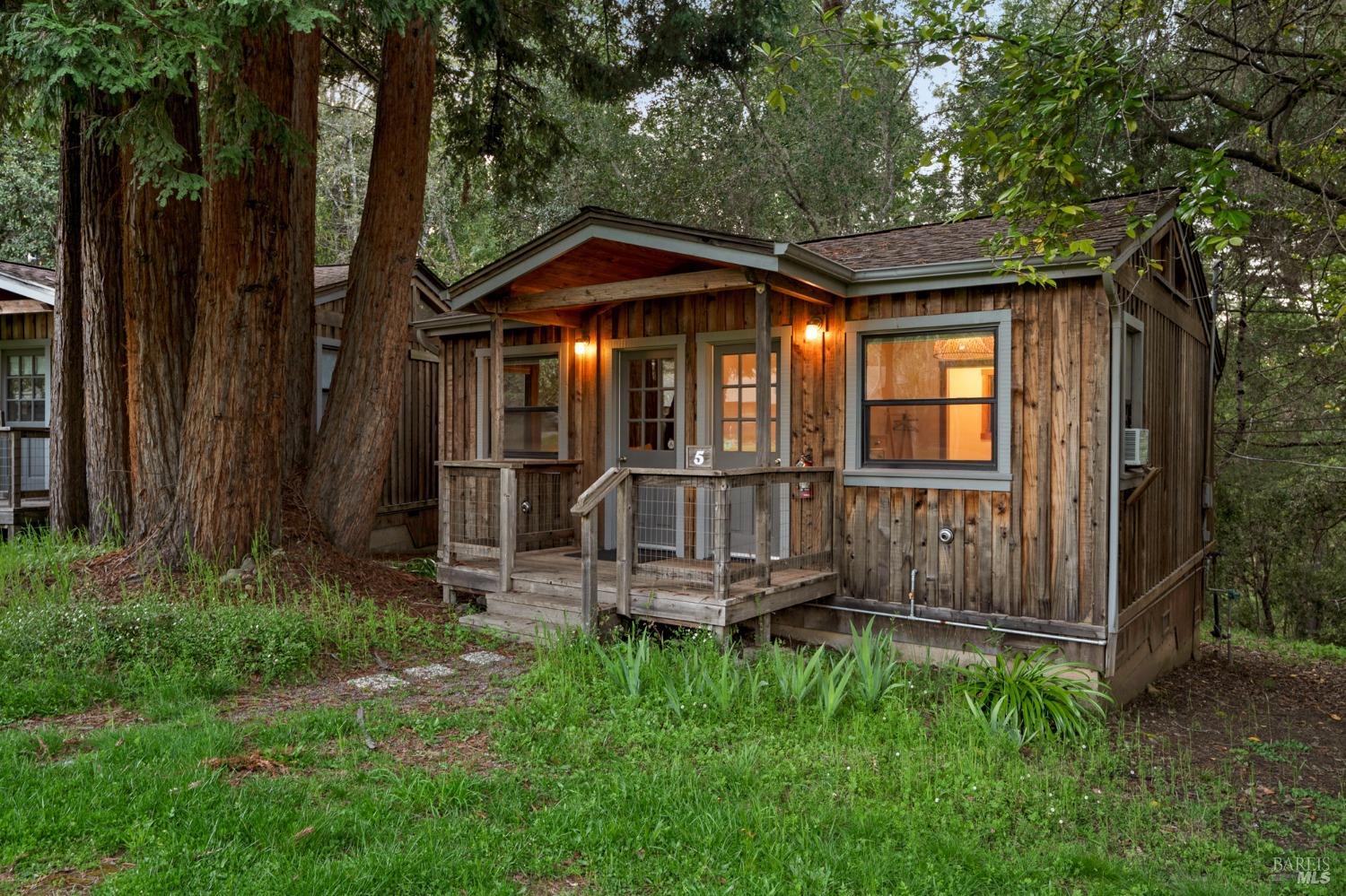 Philo, California, 95466, United States, 40 Bedrooms Bedrooms, ,15 BathroomsBathrooms,Residential,For Sale,1766290