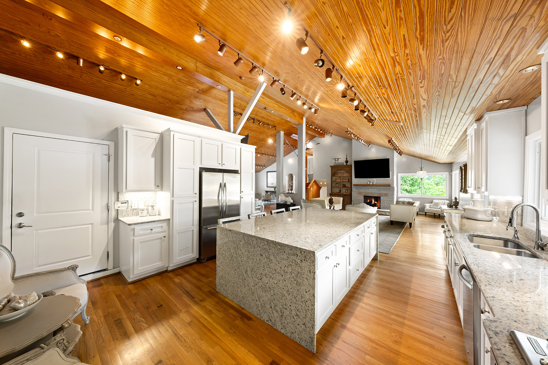  Extensively Renovated Ranch in the Heart of Chastain Park - 物件實景