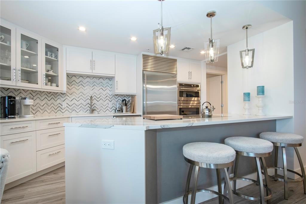 Longboat Key, Florida, 34228, United States, 2 Bedrooms Bedrooms, ,2 BathroomsBathrooms,Residential,For Sale,1993516