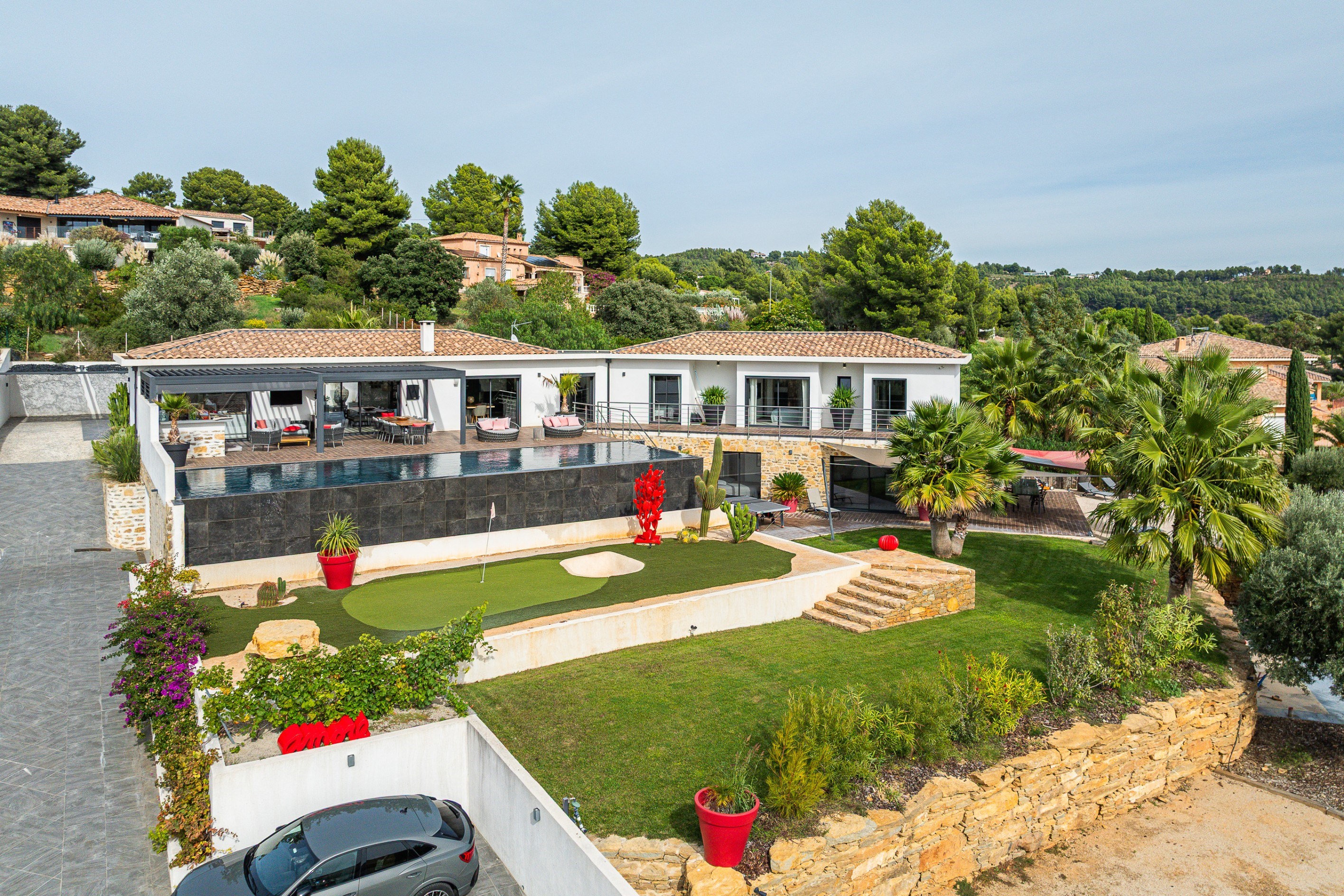  La Cadière-d’Azur – Contemporary Villa with Sea View, Infinity Pool and Mini Go… - 物件實景