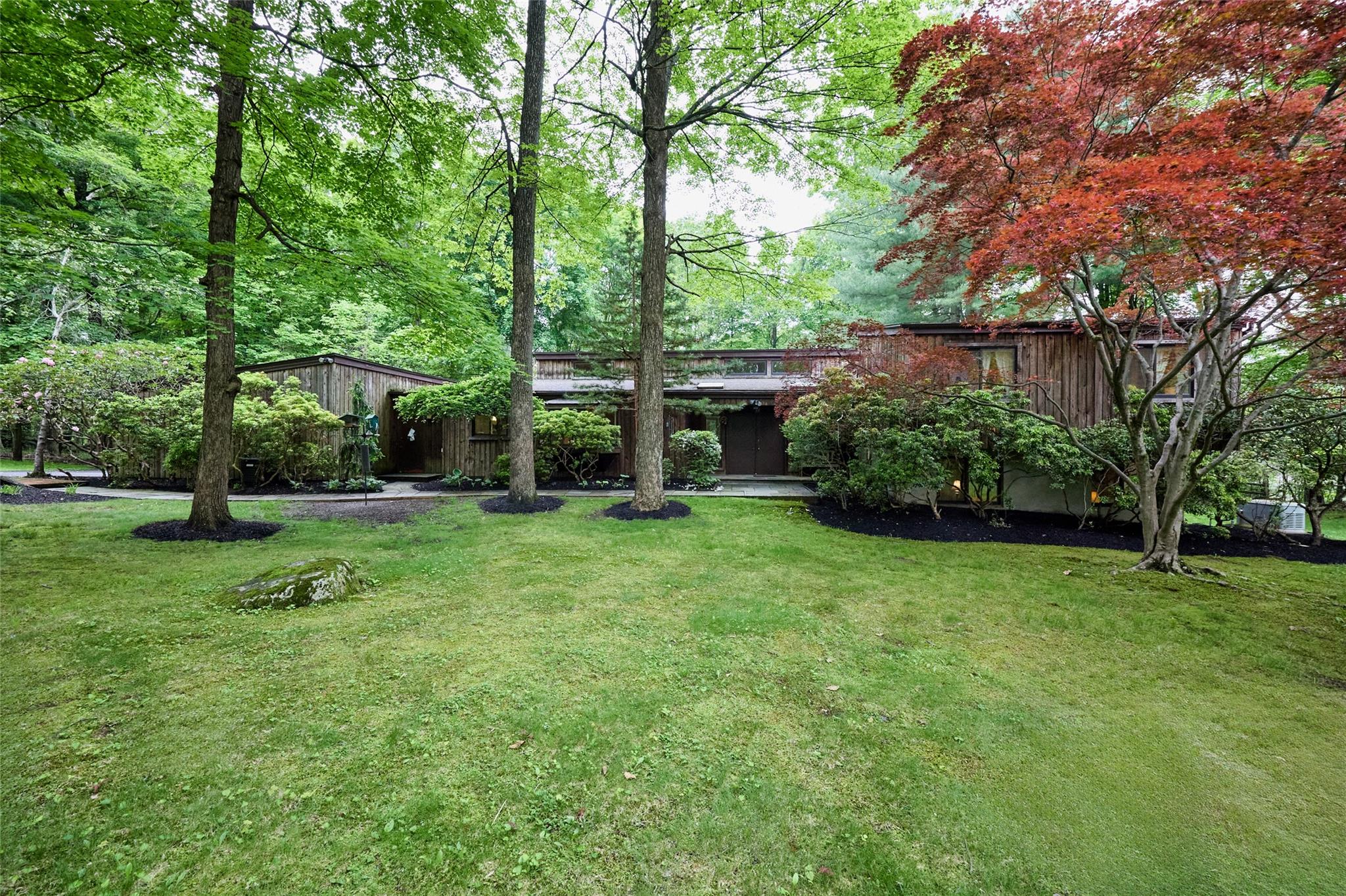 Katonah, New York, 10536, United States, 4 Bedrooms Bedrooms, ,4 BathroomsBathrooms,Residential,For Sale,1827293