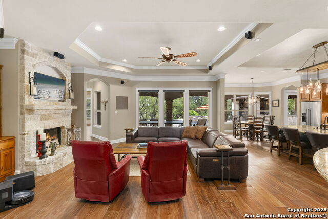 Boerne, Texas, 78015, United States, 5 Bedrooms Bedrooms, ,5 BathroomsBathrooms,Residential,For Sale,1784913