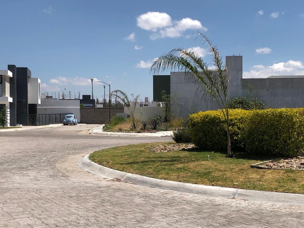 Avenido Tlacote, Querétaro, Querétaro, 76177, Mexico, 1 Bedroom Bedrooms, ,Residential,For Sale,Avenido Tlacote,1610622