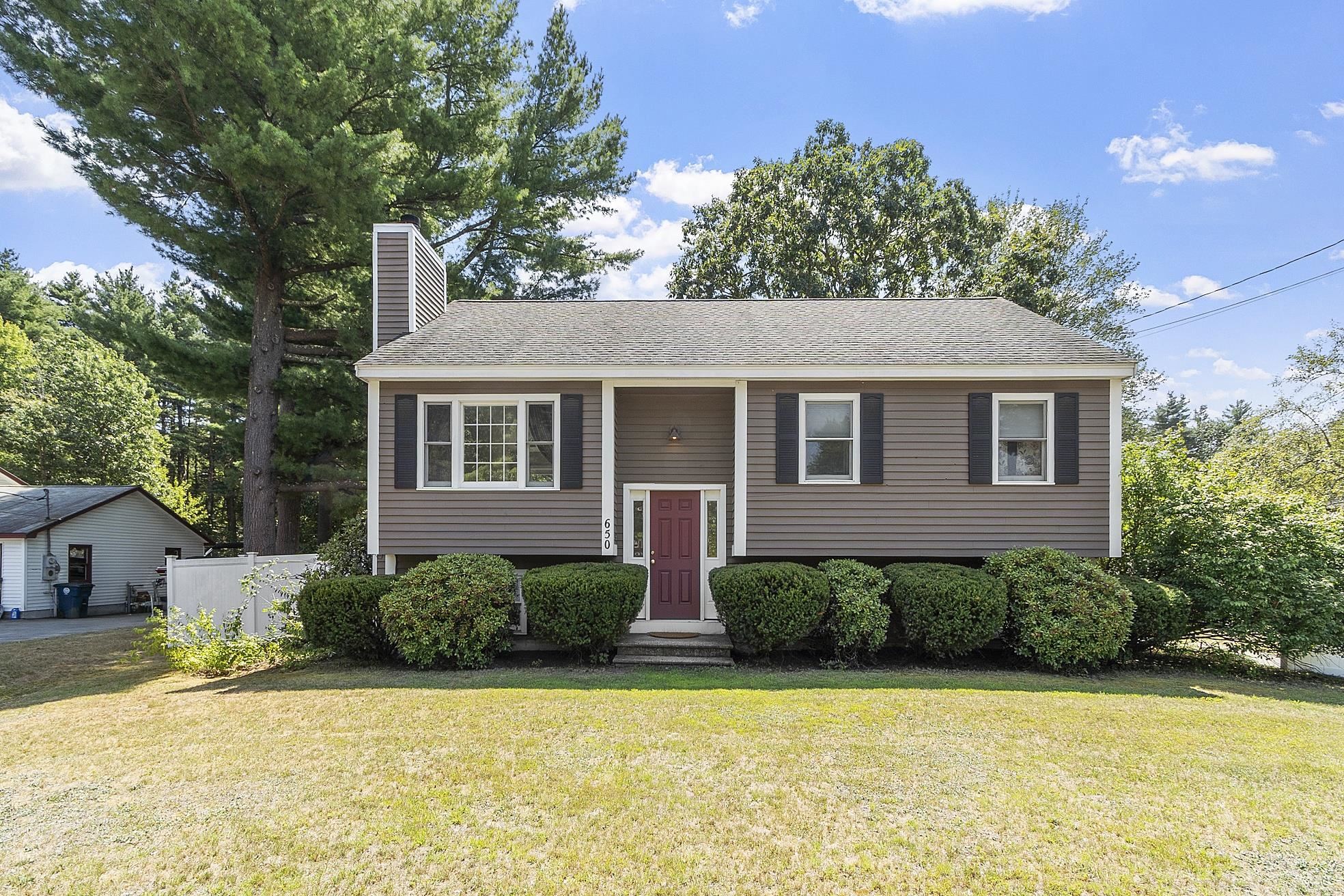Nashua, New Hampshire, 03062, United States, 3 Bedrooms Bedrooms, ,1 BathroomBathrooms,Residential,For Sale,1942158