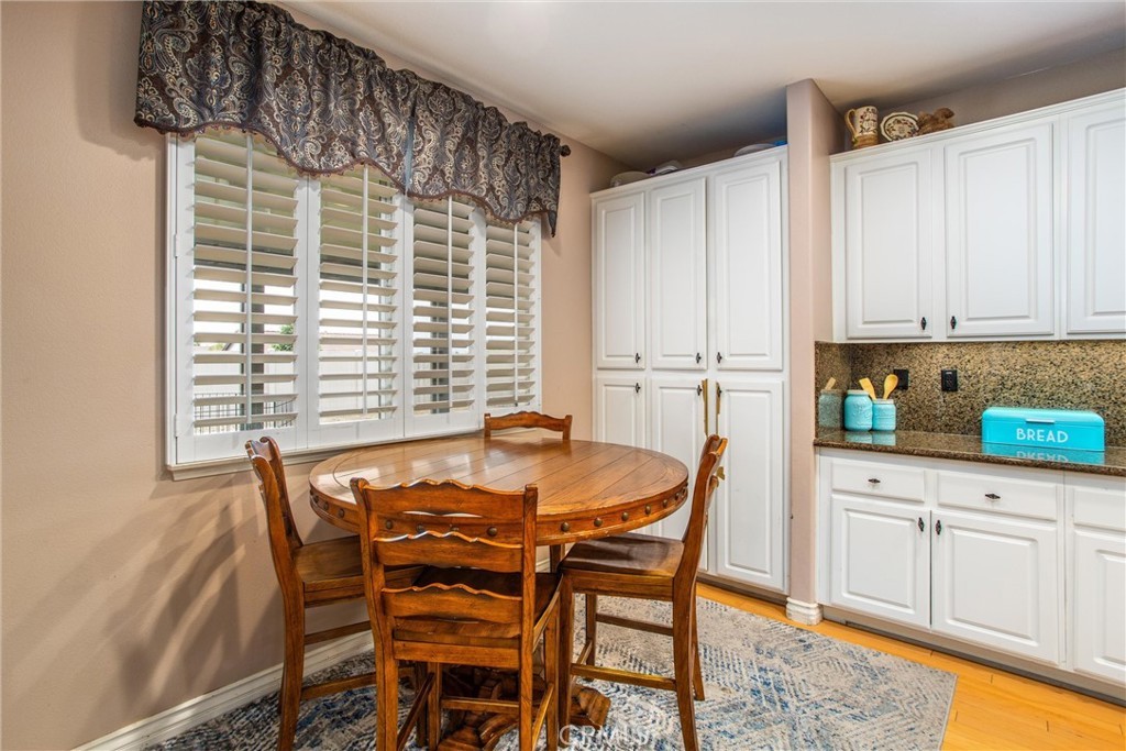 Redlands, California, 92374, United States, 4 Bedrooms Bedrooms, ,2 BathroomsBathrooms,Residential,For Sale,1982377