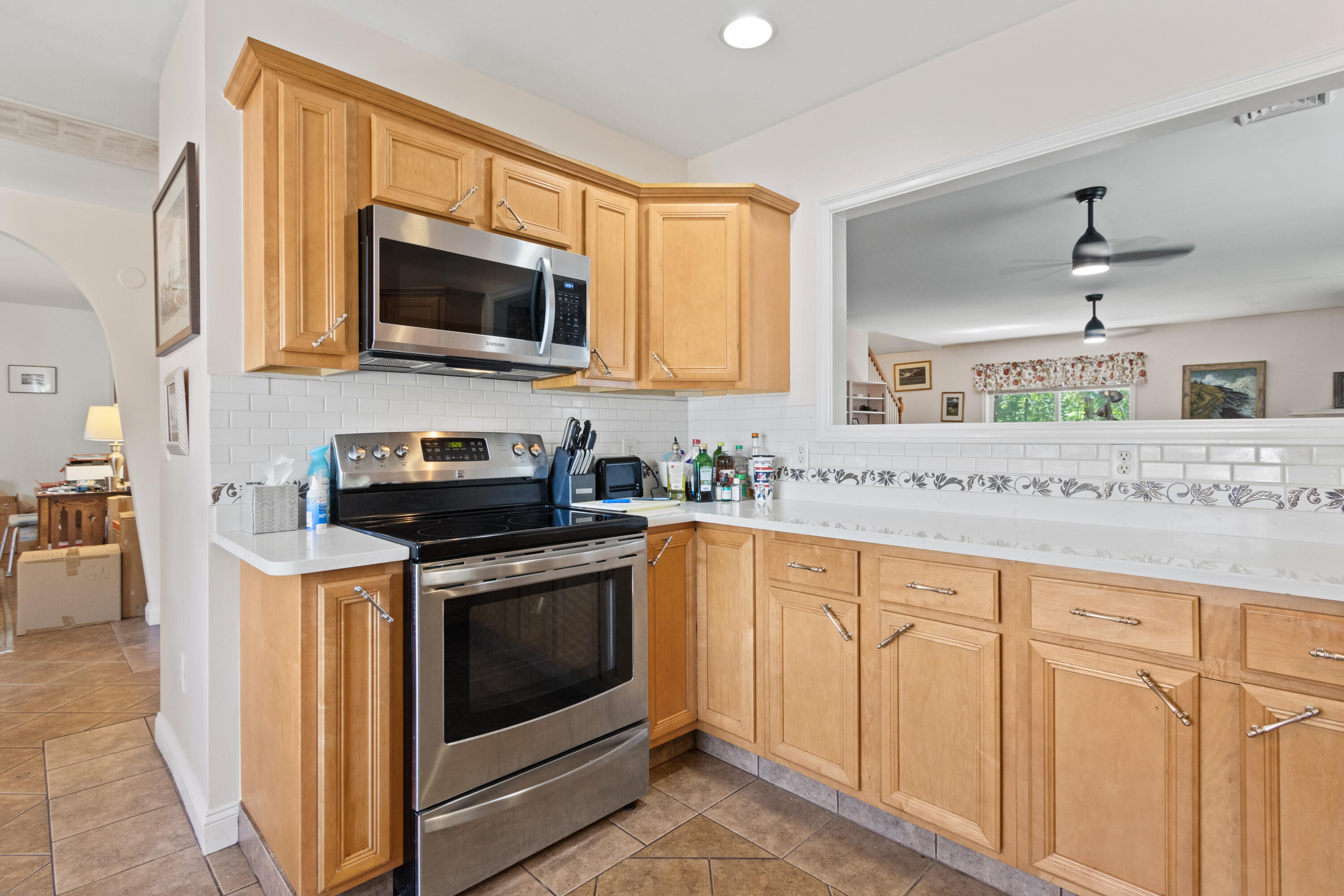 Old Orchard Beach, Maine, 04064, United States, 3 Bedrooms Bedrooms, ,2 BathroomsBathrooms,Residential,For Sale,1906267