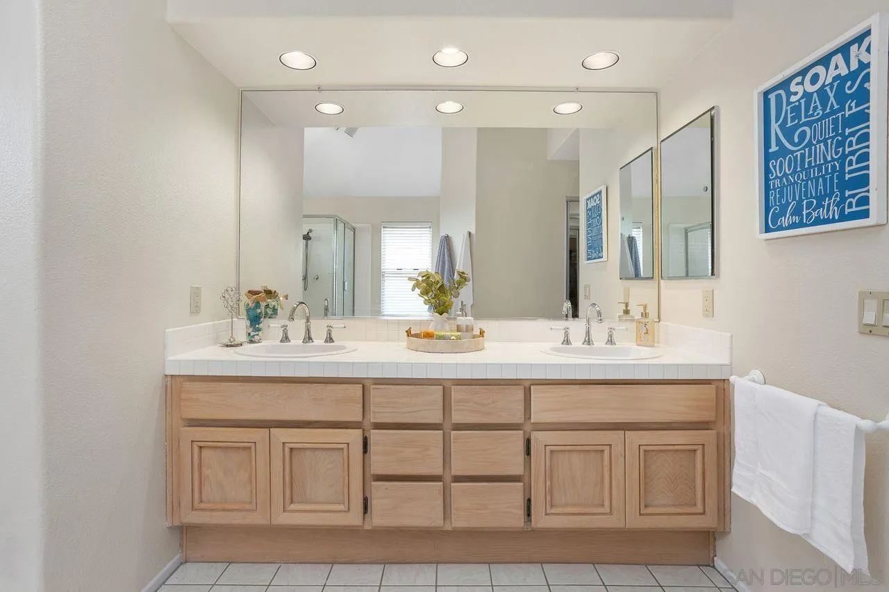 San Diego, California, 92129, United States, 4 Bedrooms Bedrooms, ,3 BathroomsBathrooms,Residential,For Sale,1847316